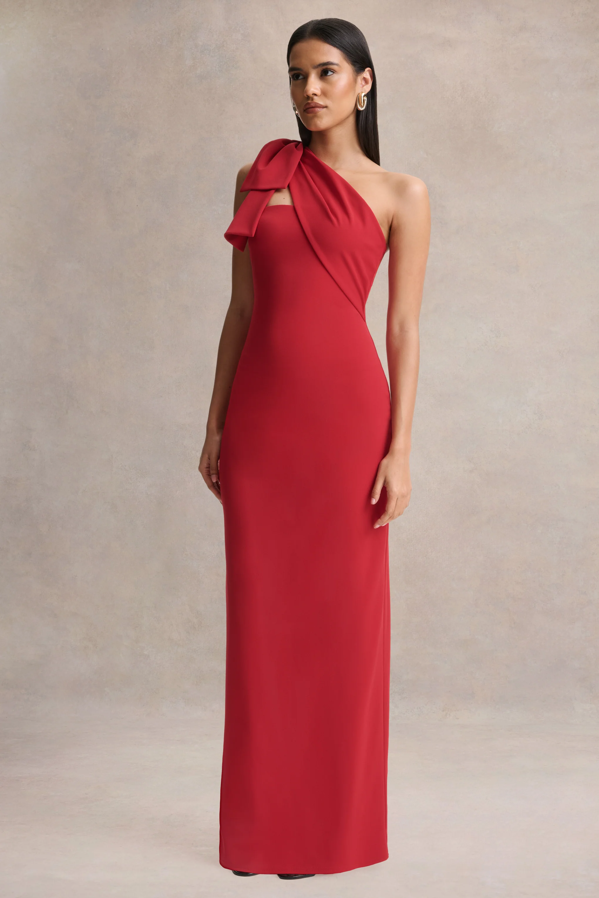 Adara | Rode Maxi Jurk met Asymmetrische Halslijn en Strikdetail - Image 4