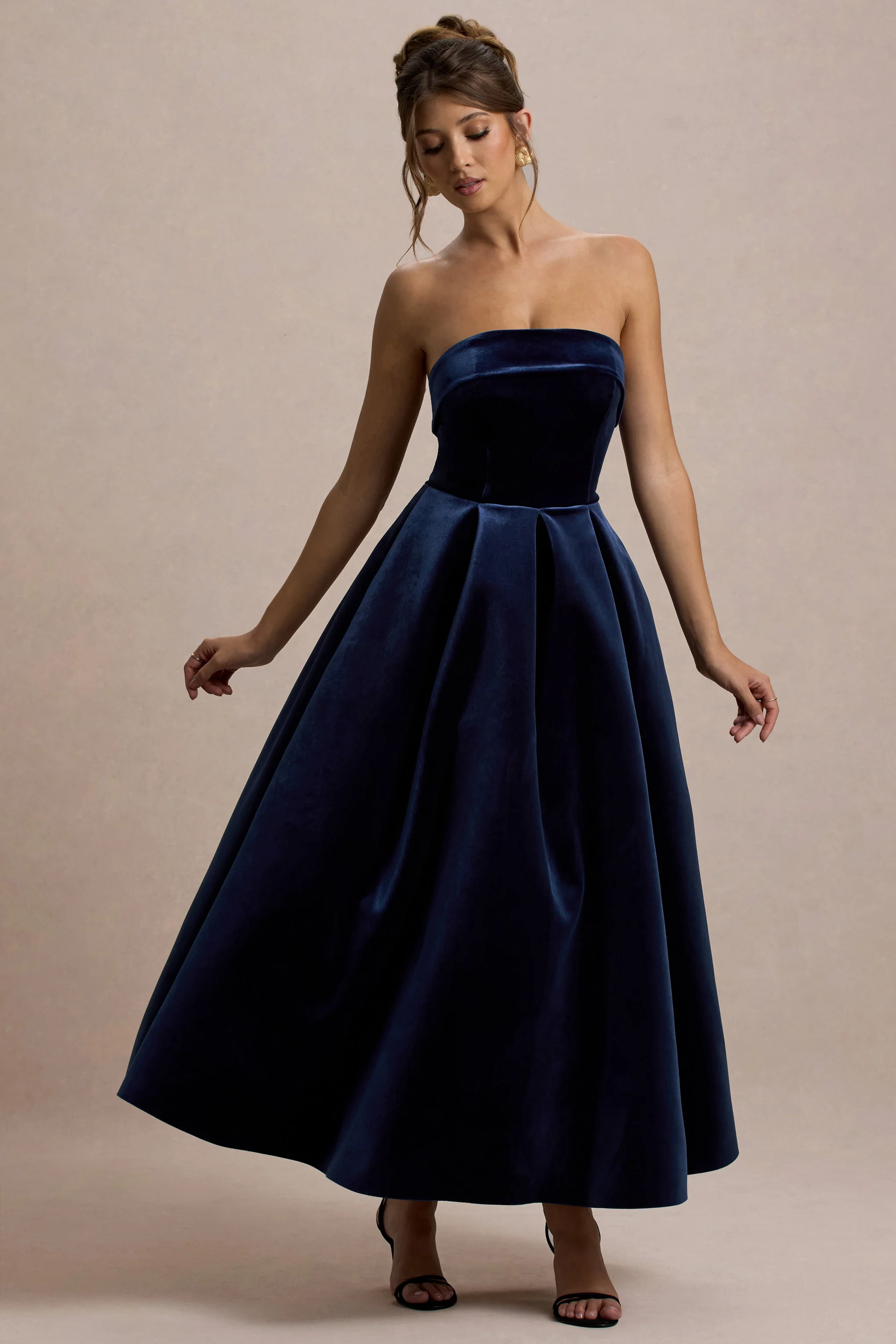Addina | Marineblauwe Velours Bandeau Skater Midi Jurk - Image 6