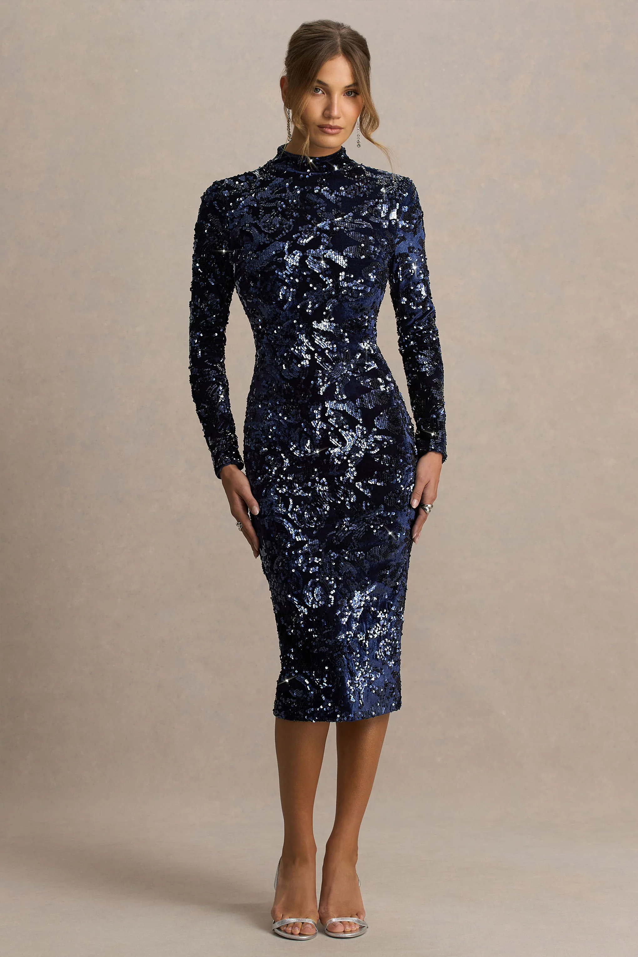 Alanita | Marineblauw Fluwelen Hogehals Midi Jurk Met Pailletten En Lange Mouwen