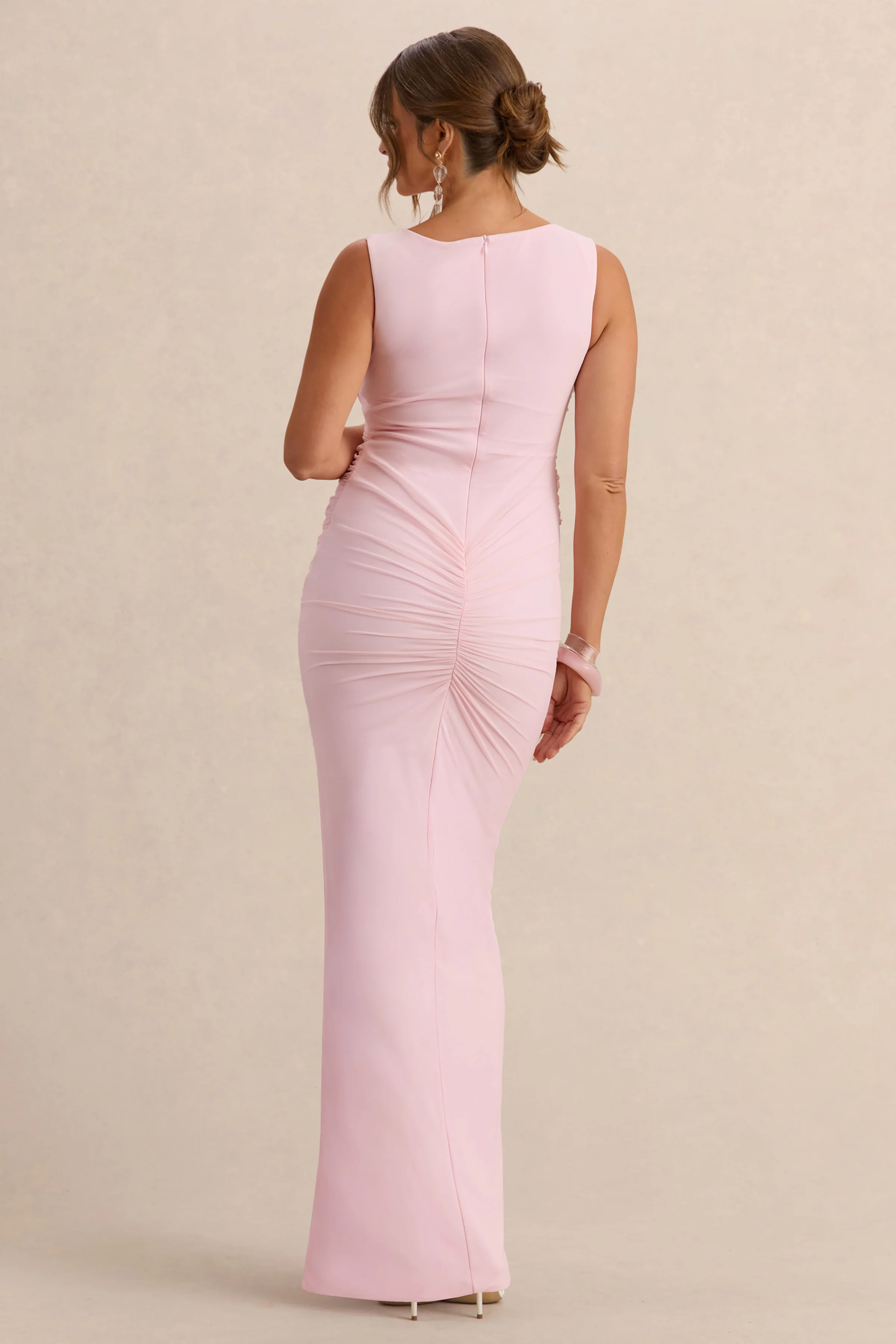 Alitha | Licht Roze Ronde Hals Zwangerschap Maxi Jurk Met Gerimpeld Detail En Voorsplit - Image 2