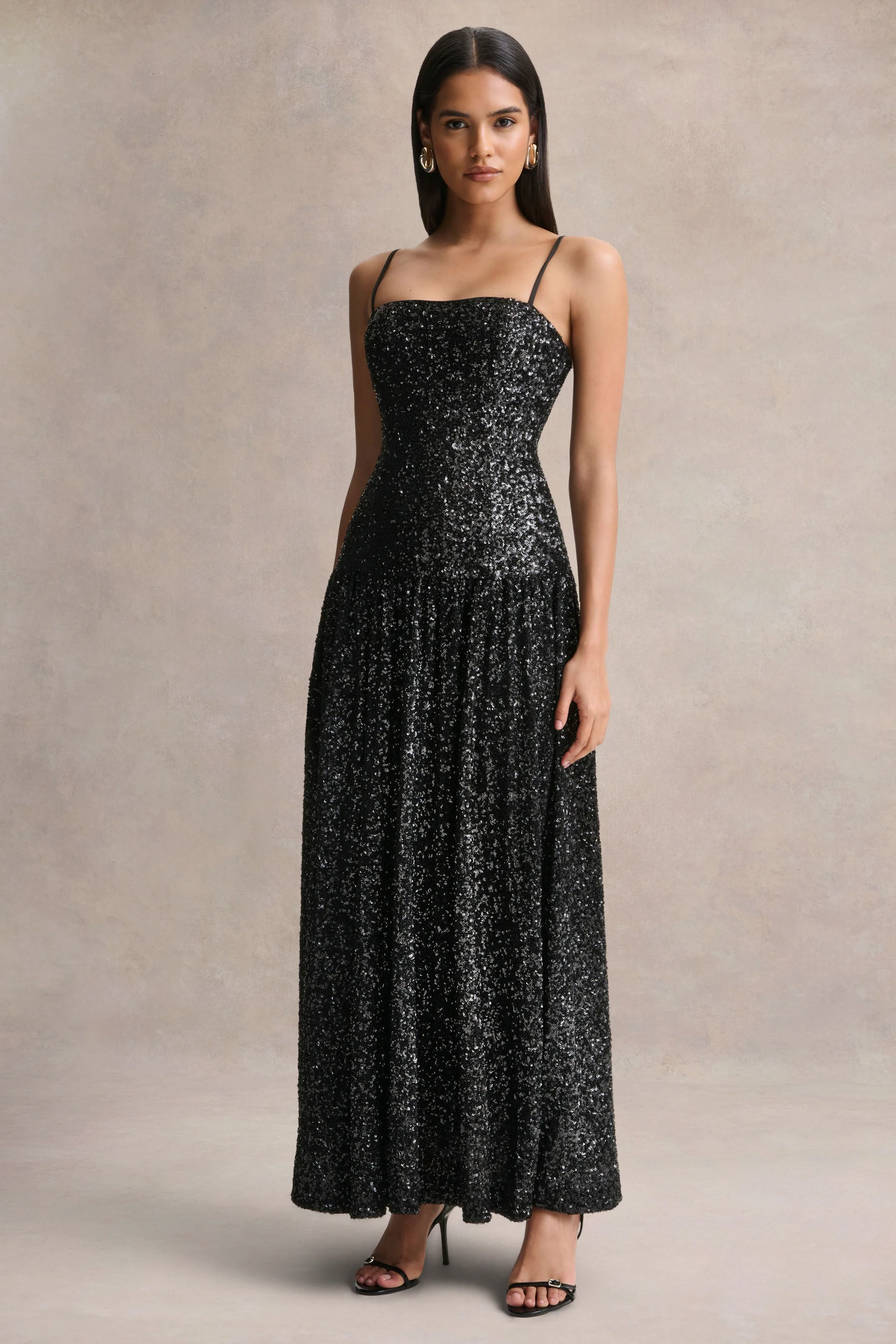 Allora | Zwart Pailletten Vierkante-Hals Maxi Jurk Met Geplooide Rok - Image 5