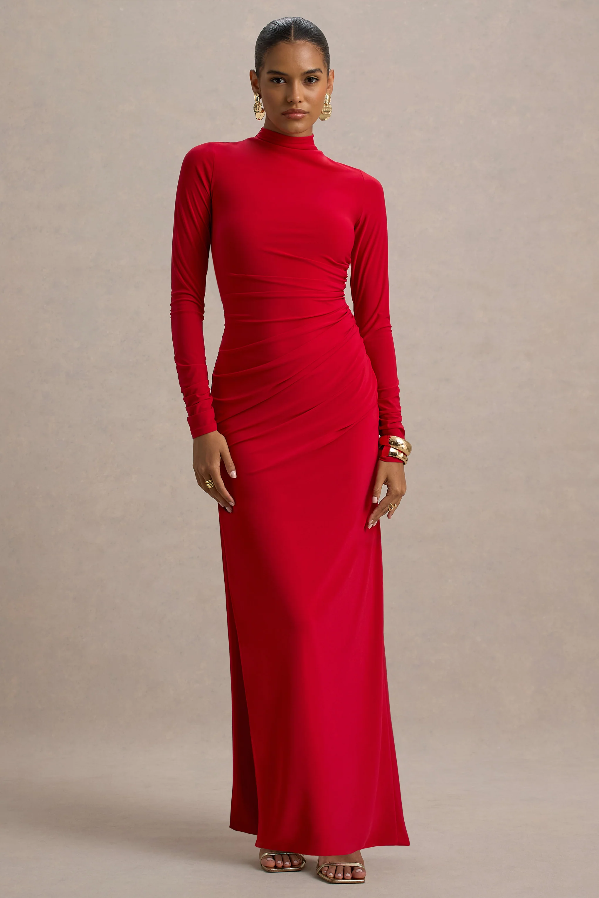 Alluring | Rode Hoge Hals Maxi Jurk Met Gerimpeld Details - Image 4