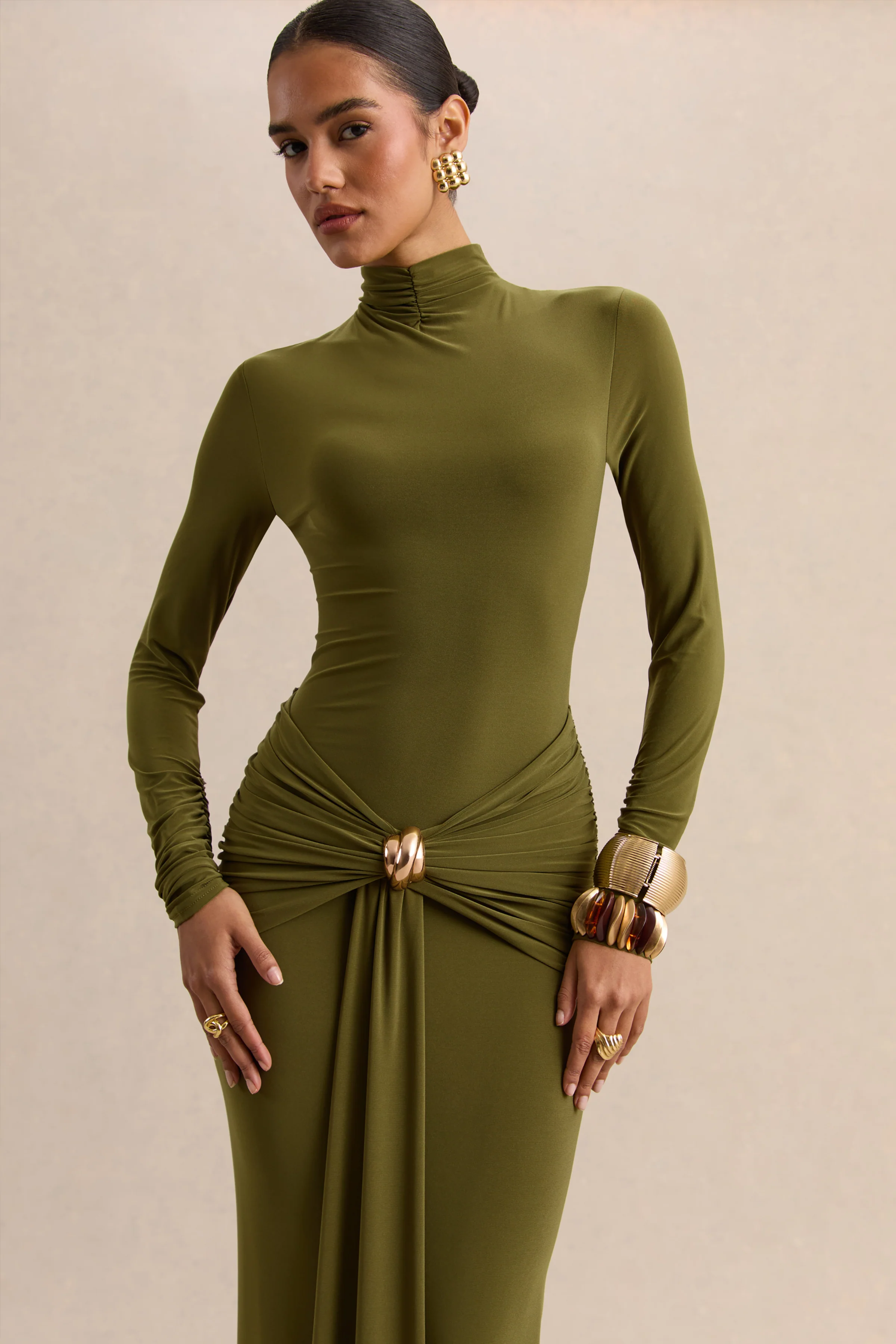 Ambrette | Olijfgroene Maxi Jurk met Hoge Hals en Geplooide Details - Image 3