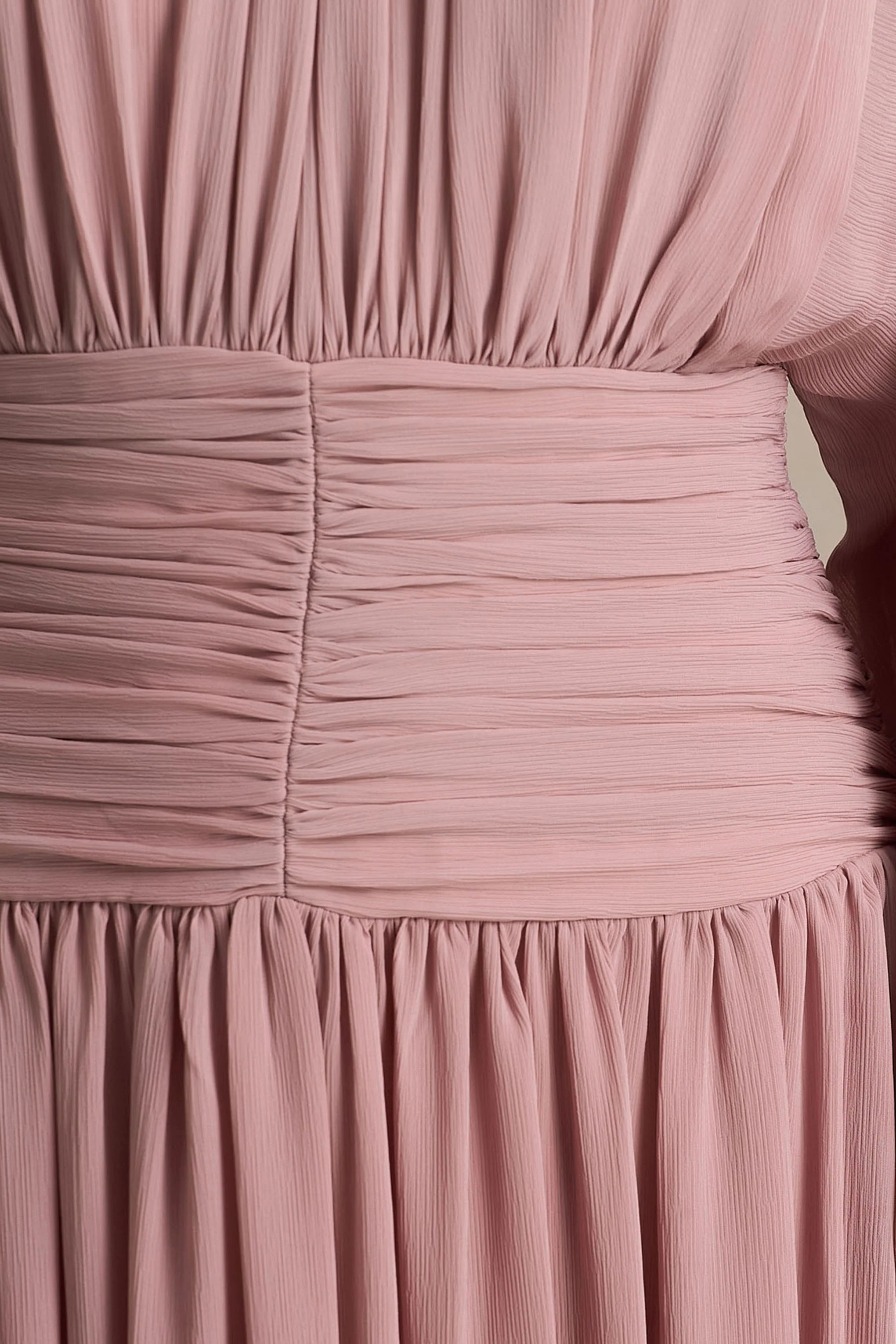 Annabel | Poederroze Hoge Hals Midi Jurk Met Verlaagde Taille En Geplooide Detail - Image 6