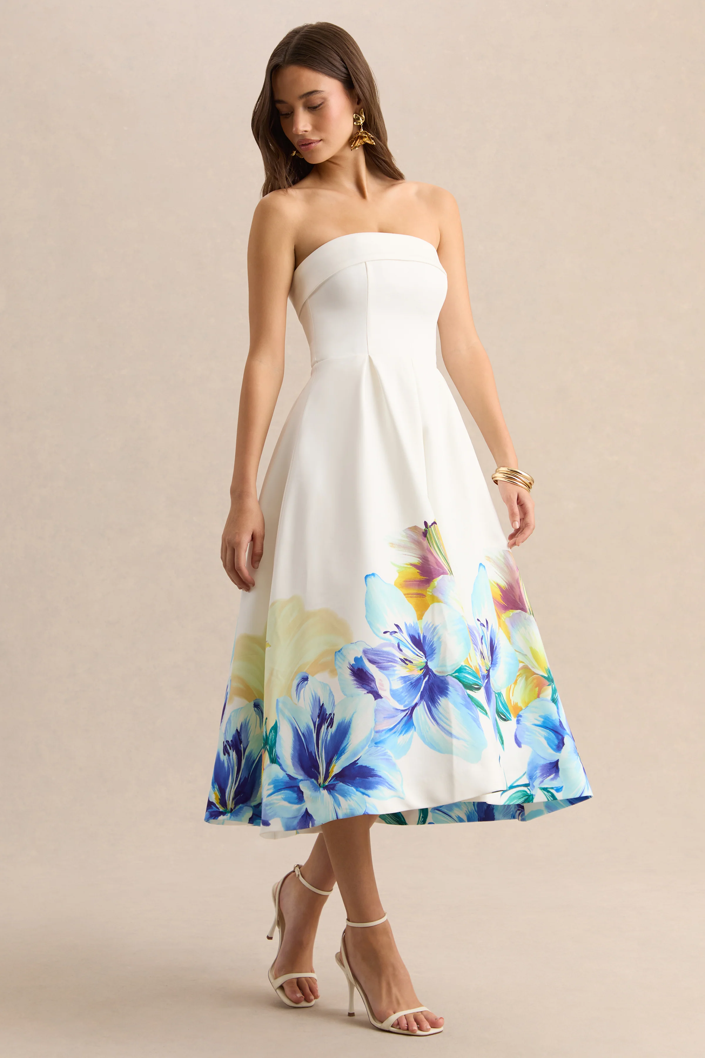 Annalise | Blauwe En Gele Bloemenborder Print Bandeau Skater Midi Jurk - Image 5