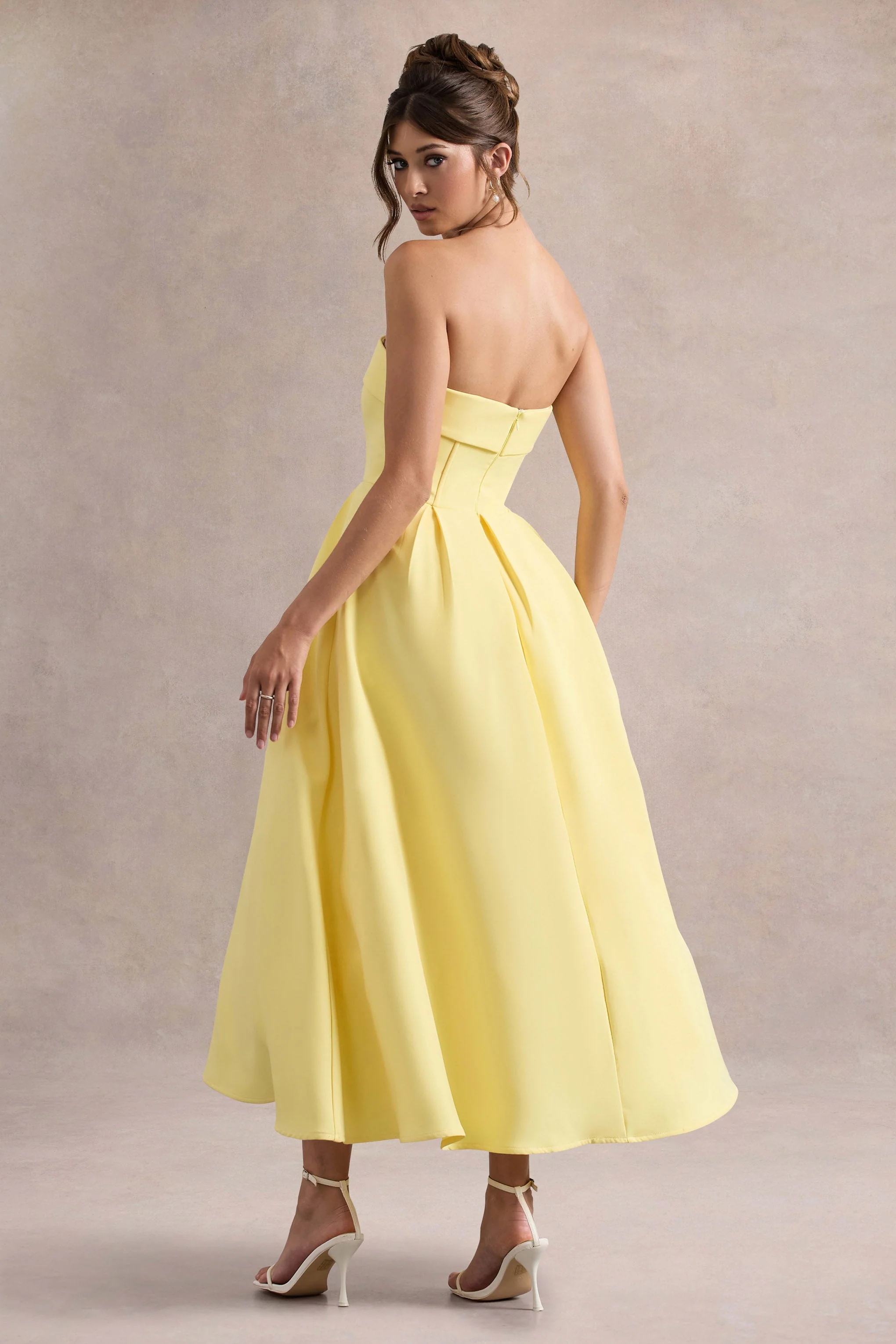 Annalise | Citroengele Bandeau Skater Midi Jurk - Image 2