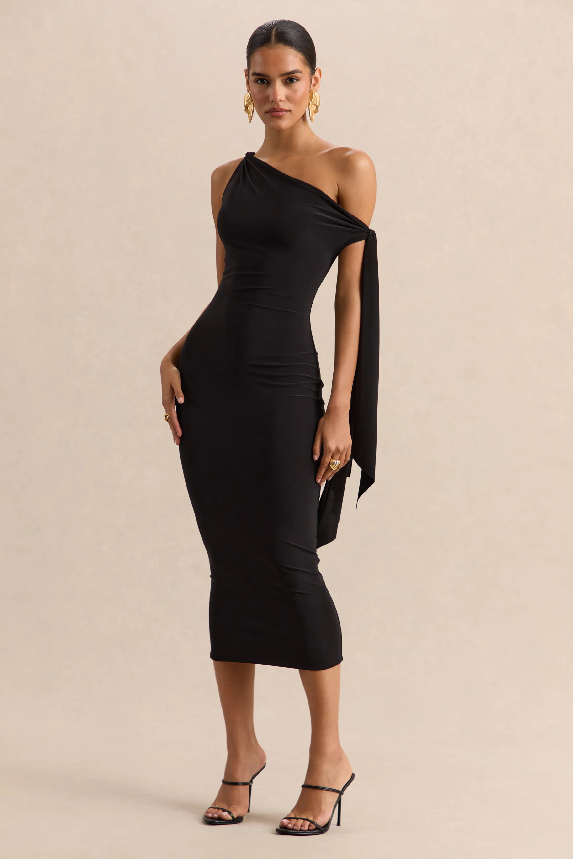 Arcelia | Zwart Asymmetrische Hals Midi Jurk Met Mouw Detail - Image 4