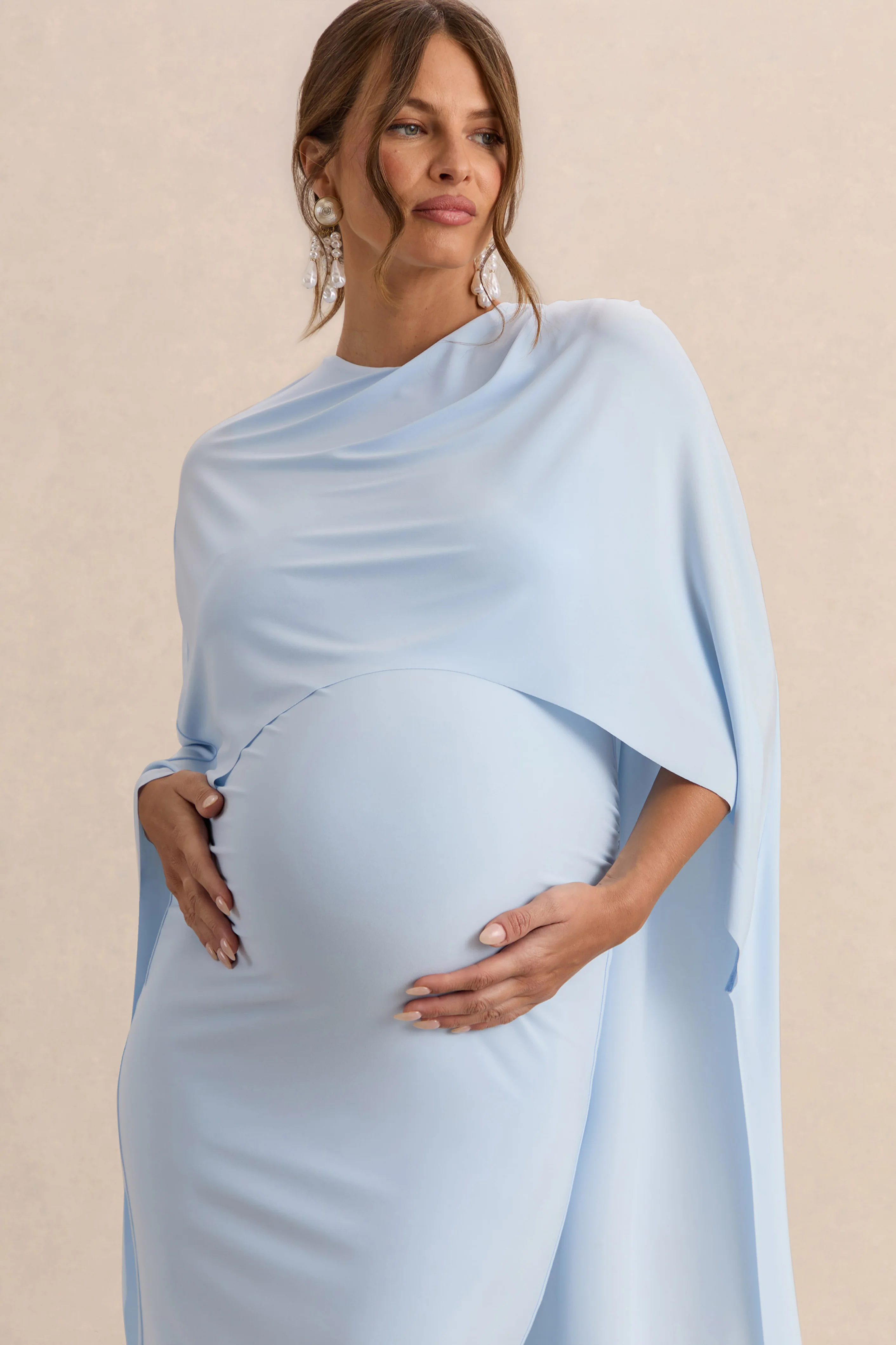 Arwen | Poederblauwe Ronde Hals Zwangerschaps Midi Jurk Met Cape Detail - Image 3