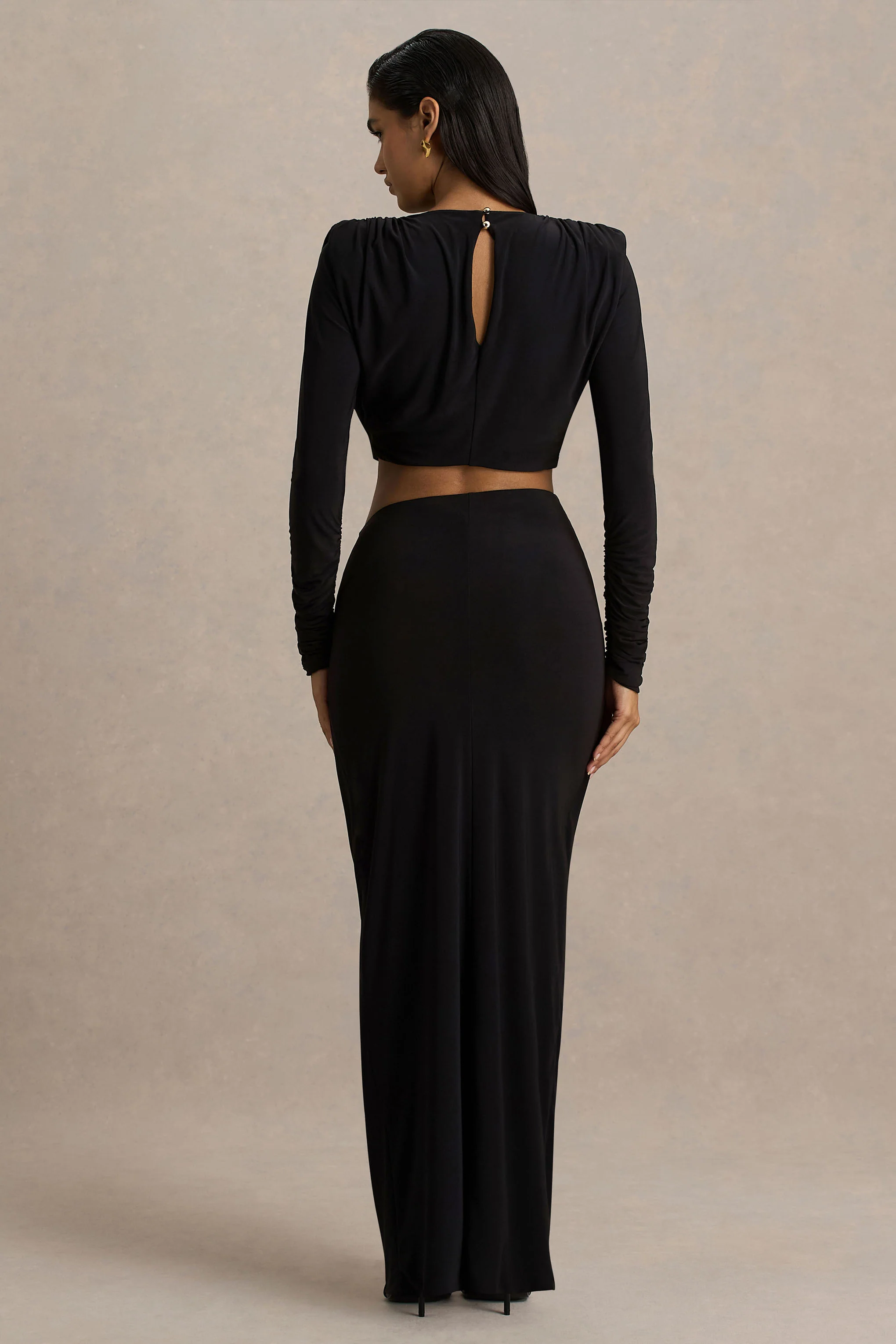 Avaline | Zwarte Overslag Maxi Rok met Gerimpeld Detail - Image 2