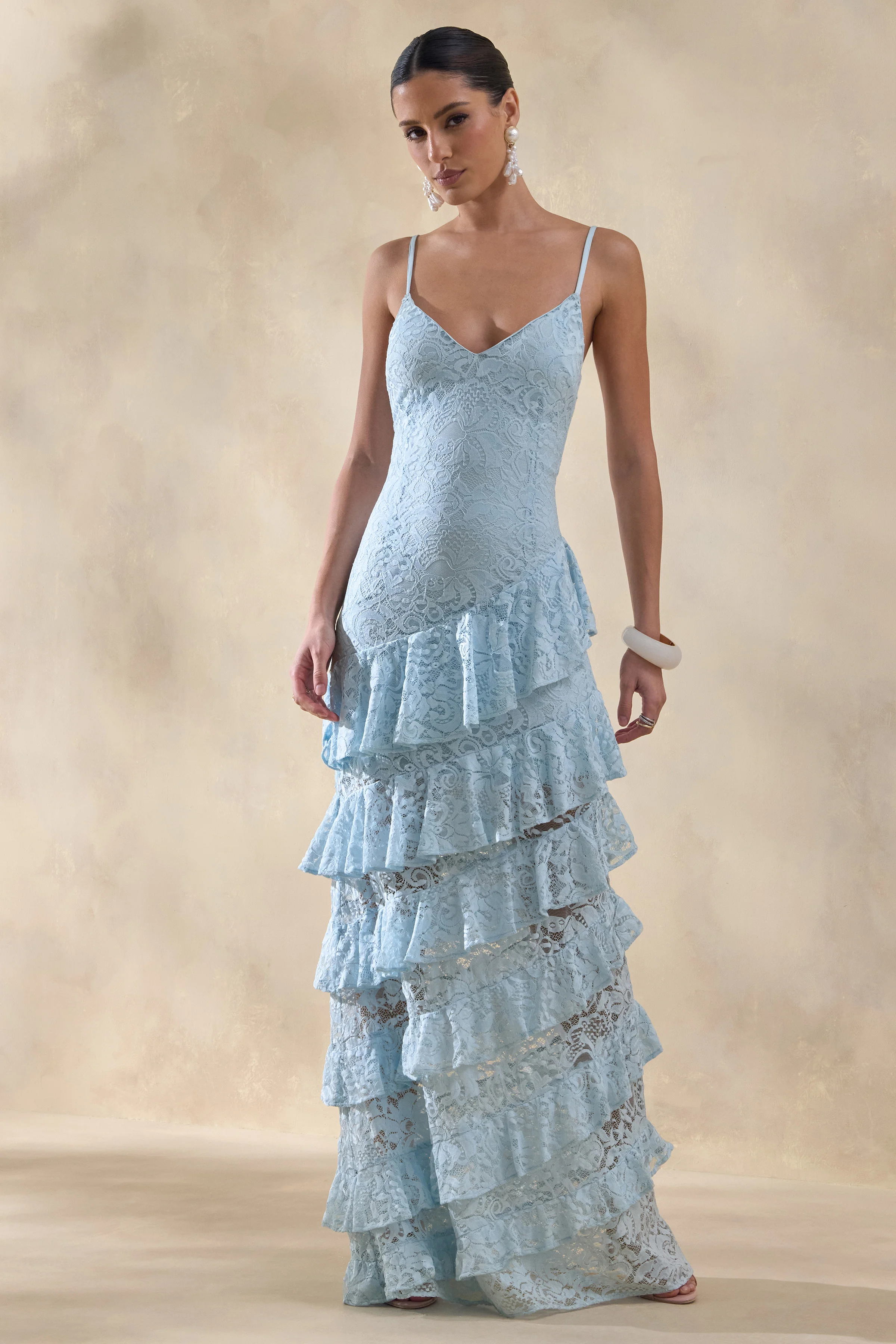 Avelisse | Blauwe Kanten Maxi Jurk Met Diepe V-Hals En Ruches Details - Image 6