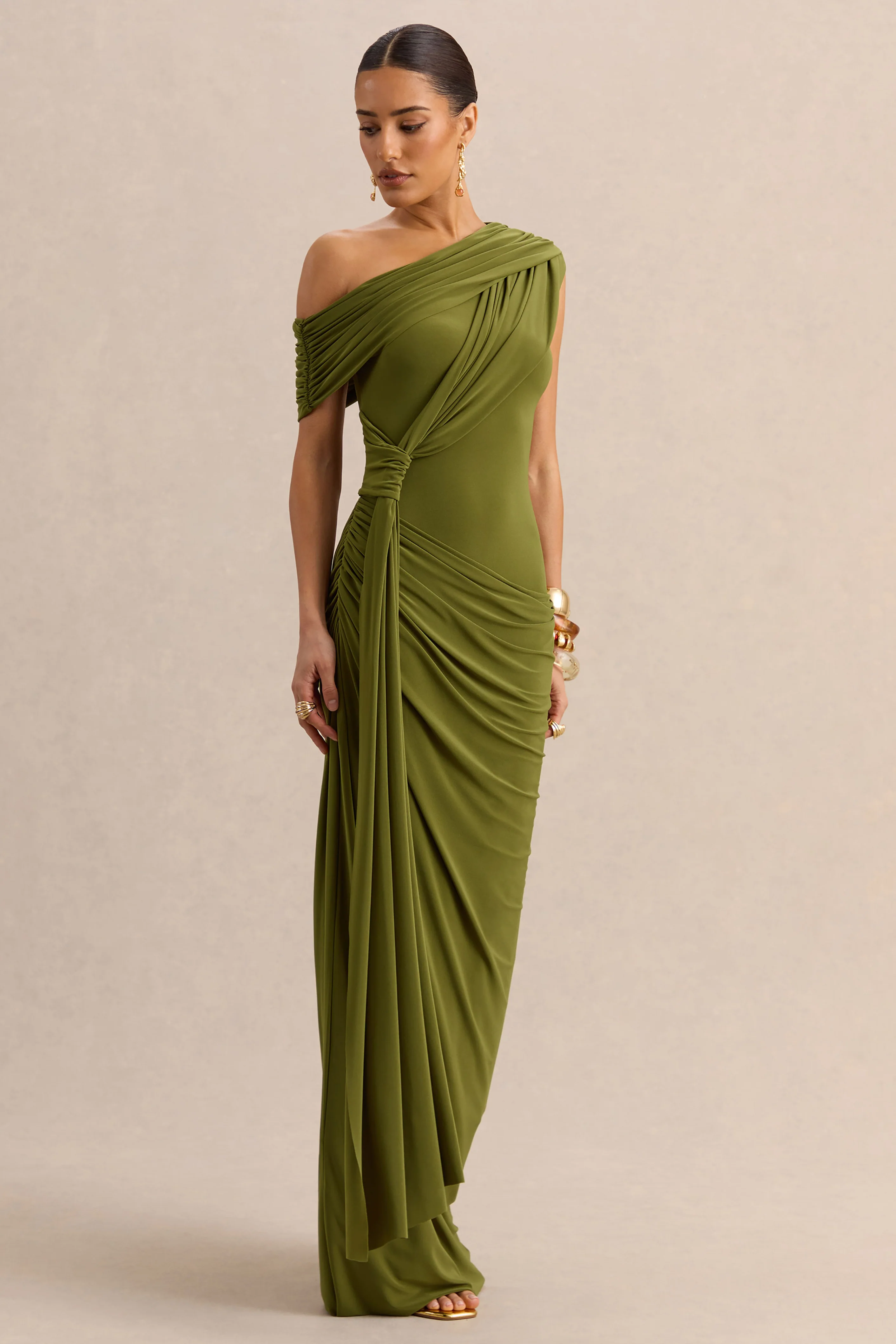 Avialee | Groene Asymmetrische Hals Maxi Jurk Met Gerimpelde Details En Ceintuur - Image 6