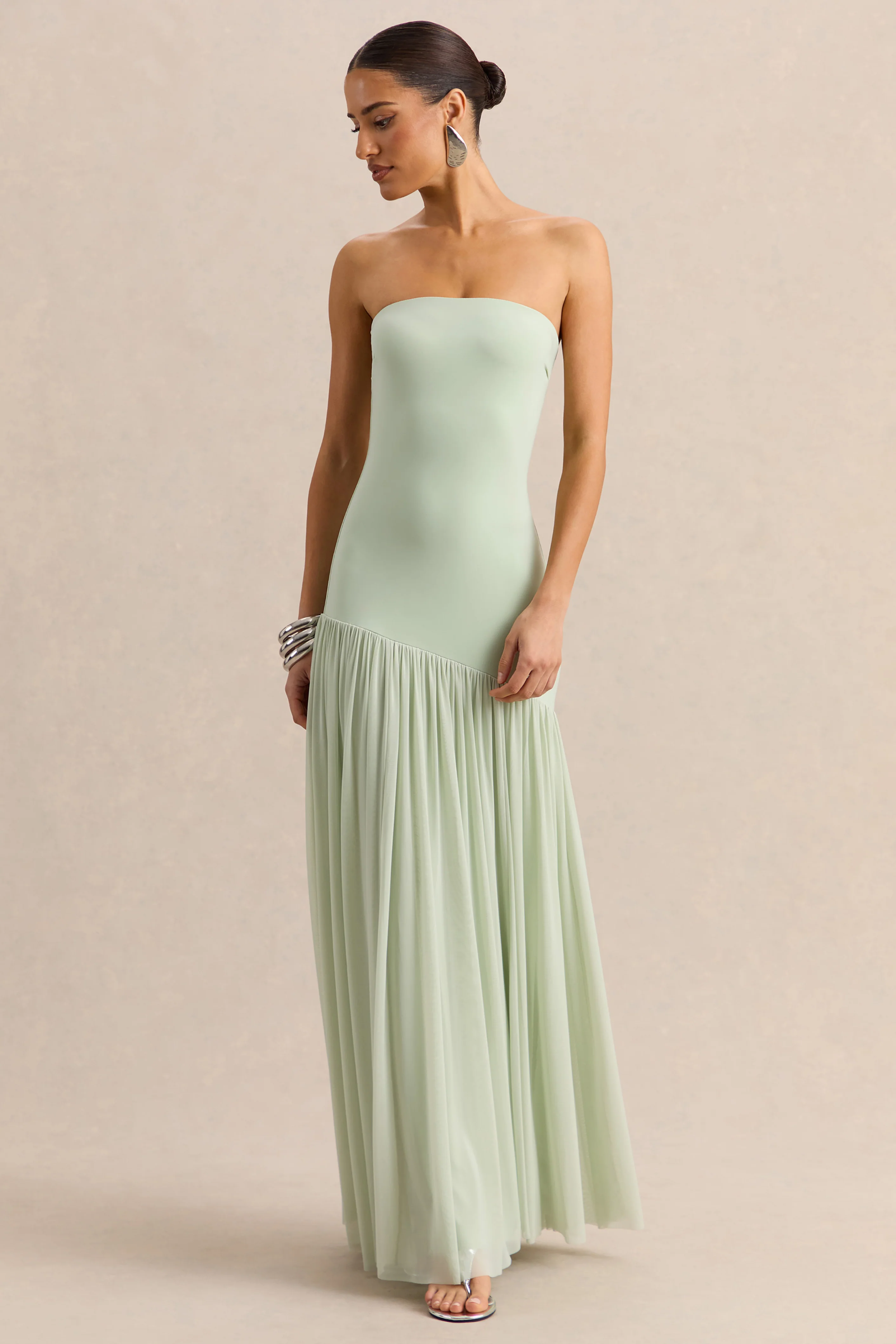 Bambi | Mintgroene Bandeau Maxi Jurk Met Sjaal Detail - Image 5