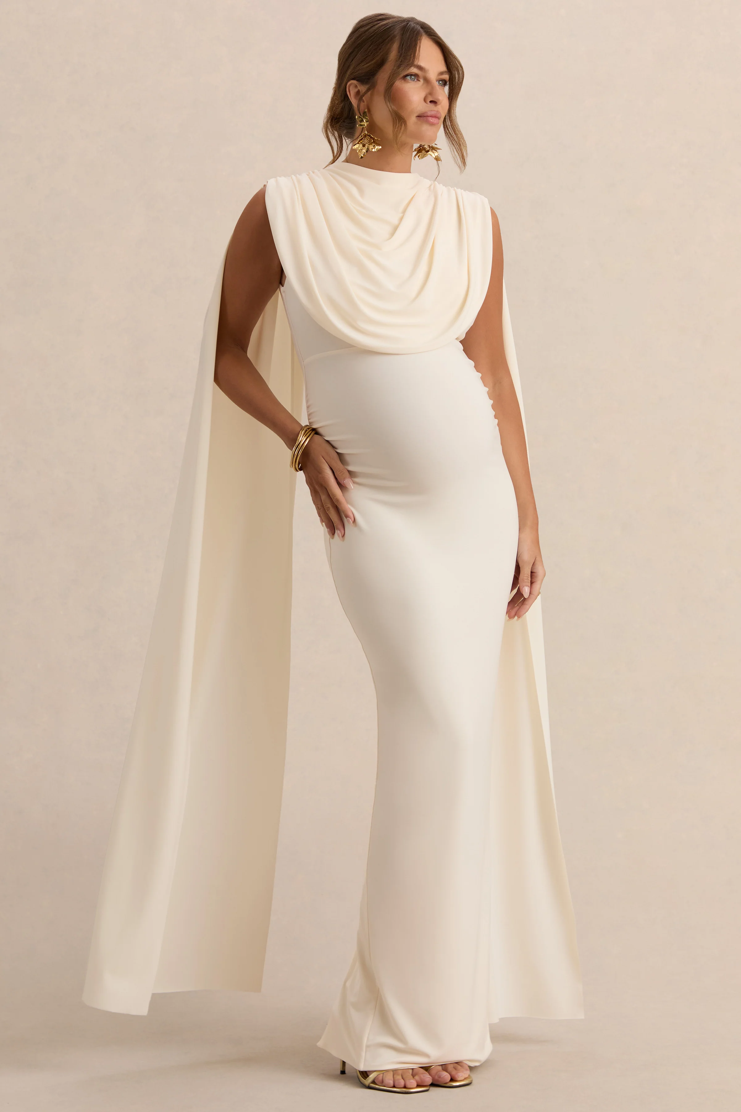 Belva | Crème Ronde Hals Zwangerschaps Maxi Jurk Met Cape Detail - Image 3