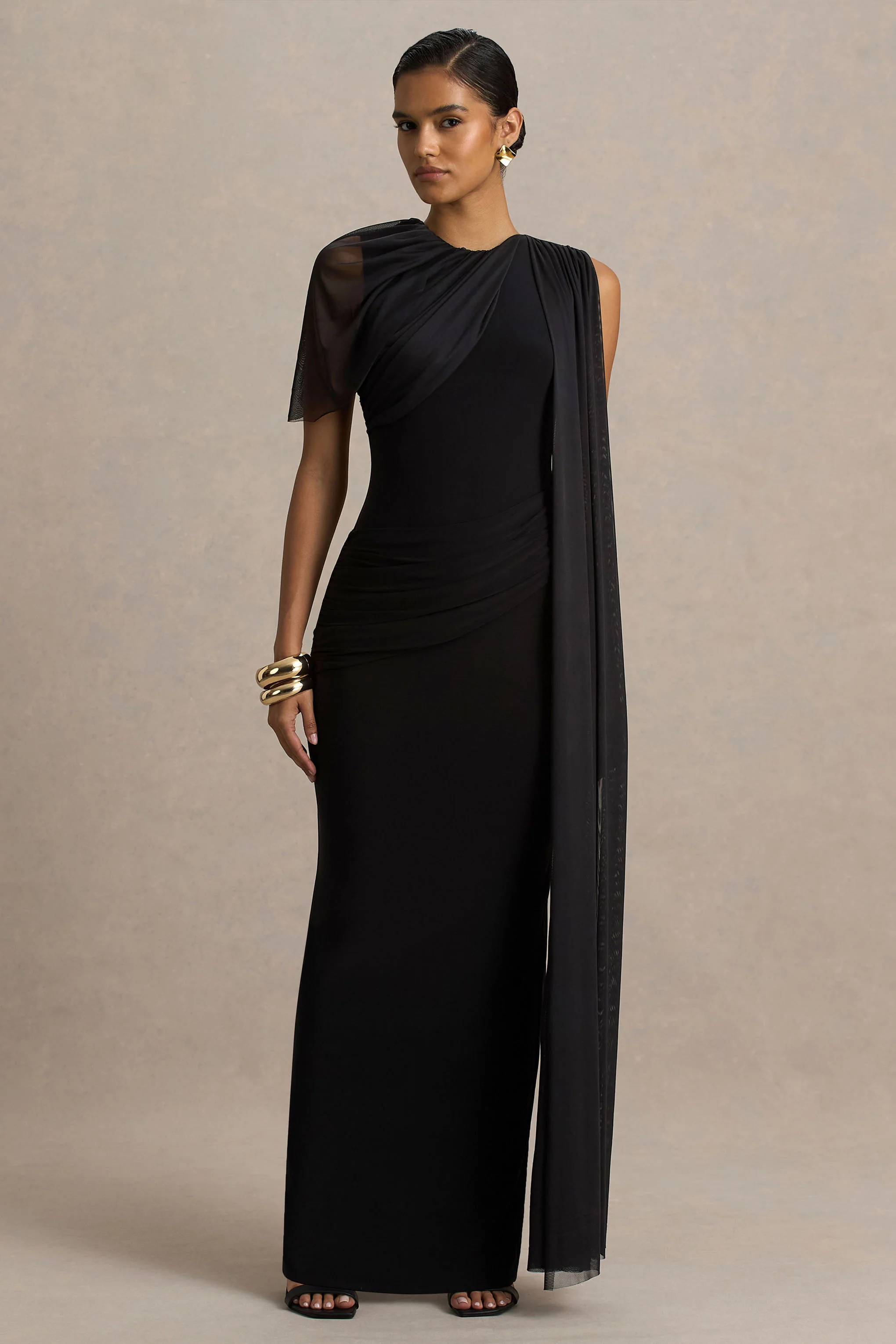 Brenda | Zwarte Maxi Jurk Met Cape Mouw En Ceintuur - Image 4