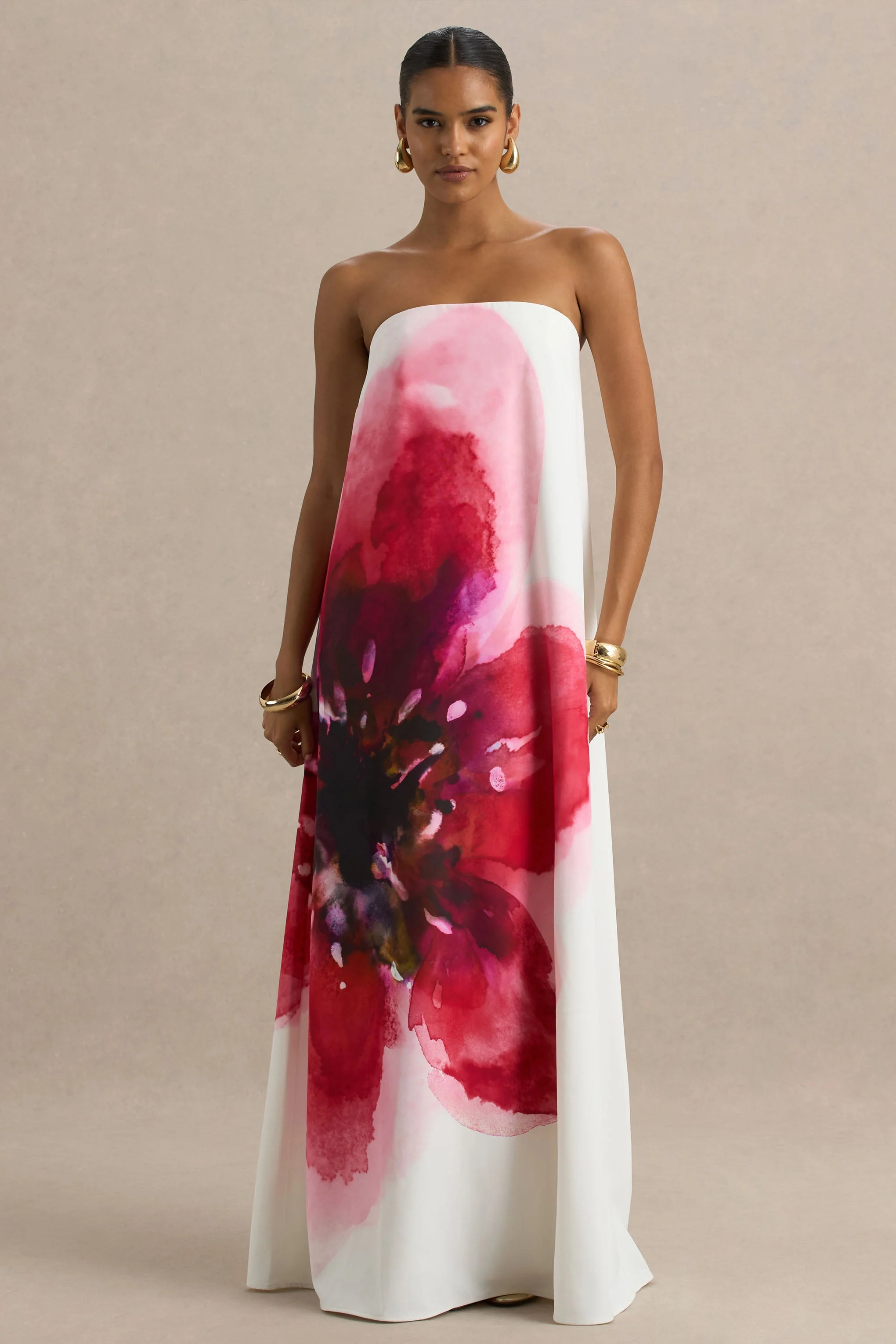 Breonna |Felroze Bandeau Maxi Jurk Met Bloemen Versiering - Image 2