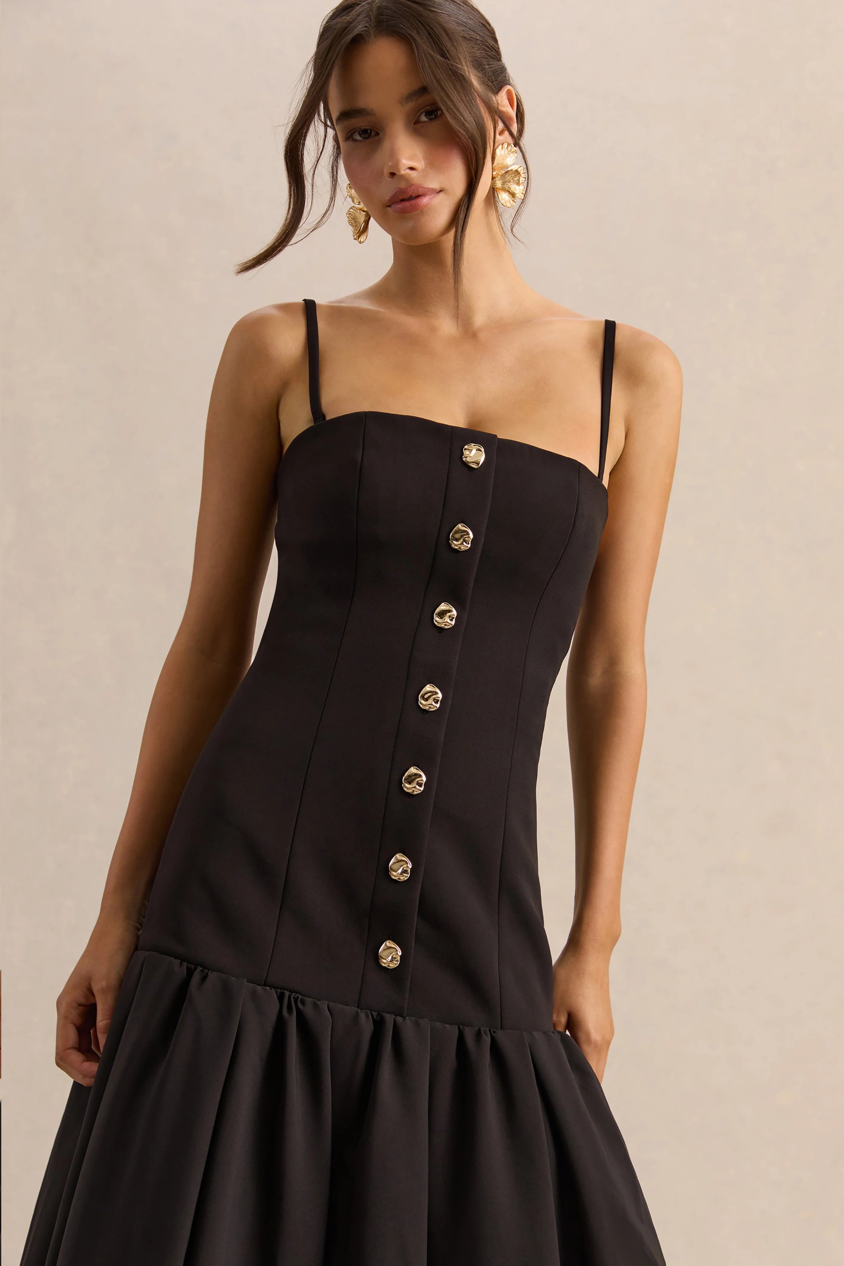 Briella | Zwarte Bandeau Midi Jurk Met Gouden Knopen - Image 3