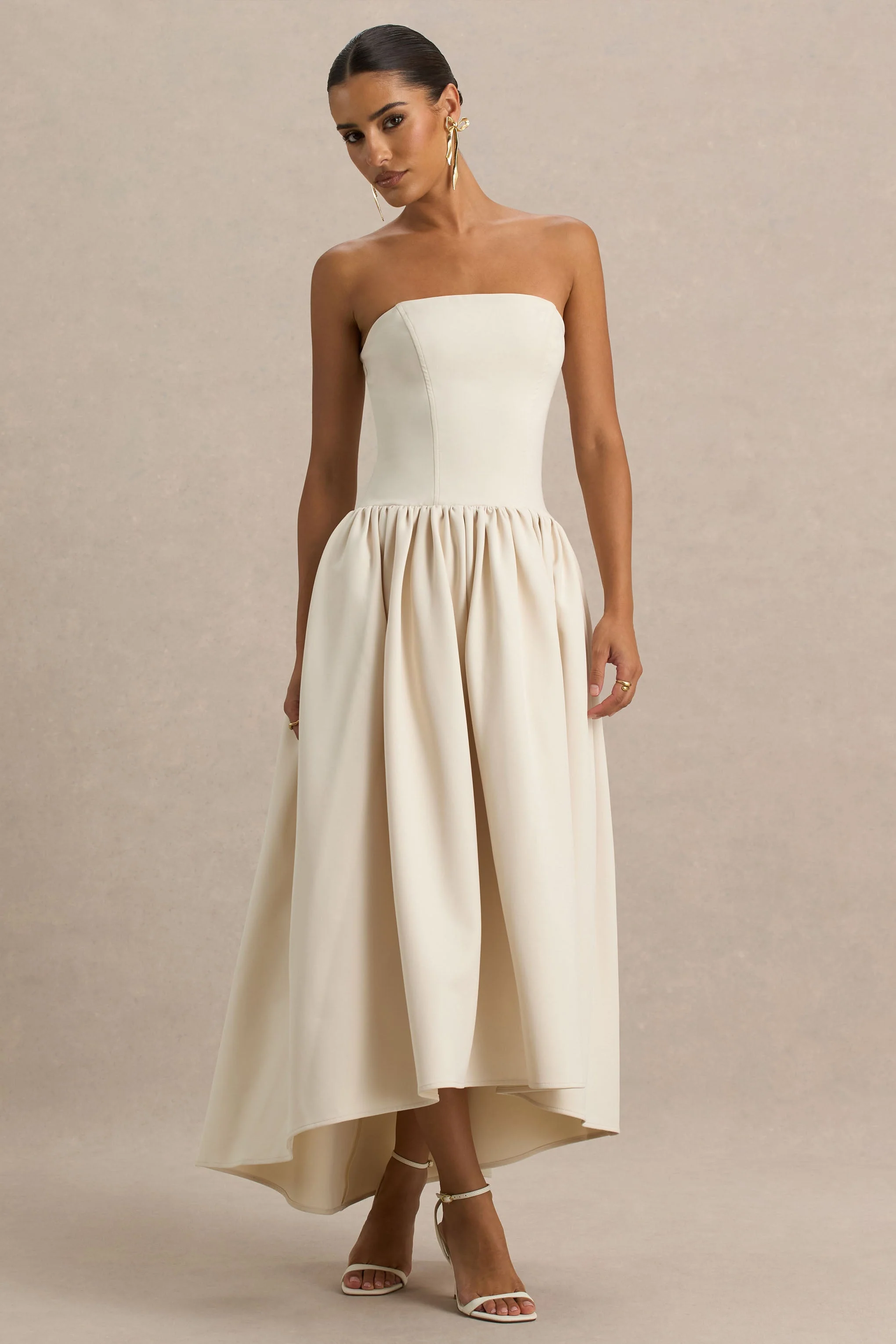 Candice | Crème Bandeau Volumineuze Midi Jurk Met Strik Detail Op Rug - Image 3