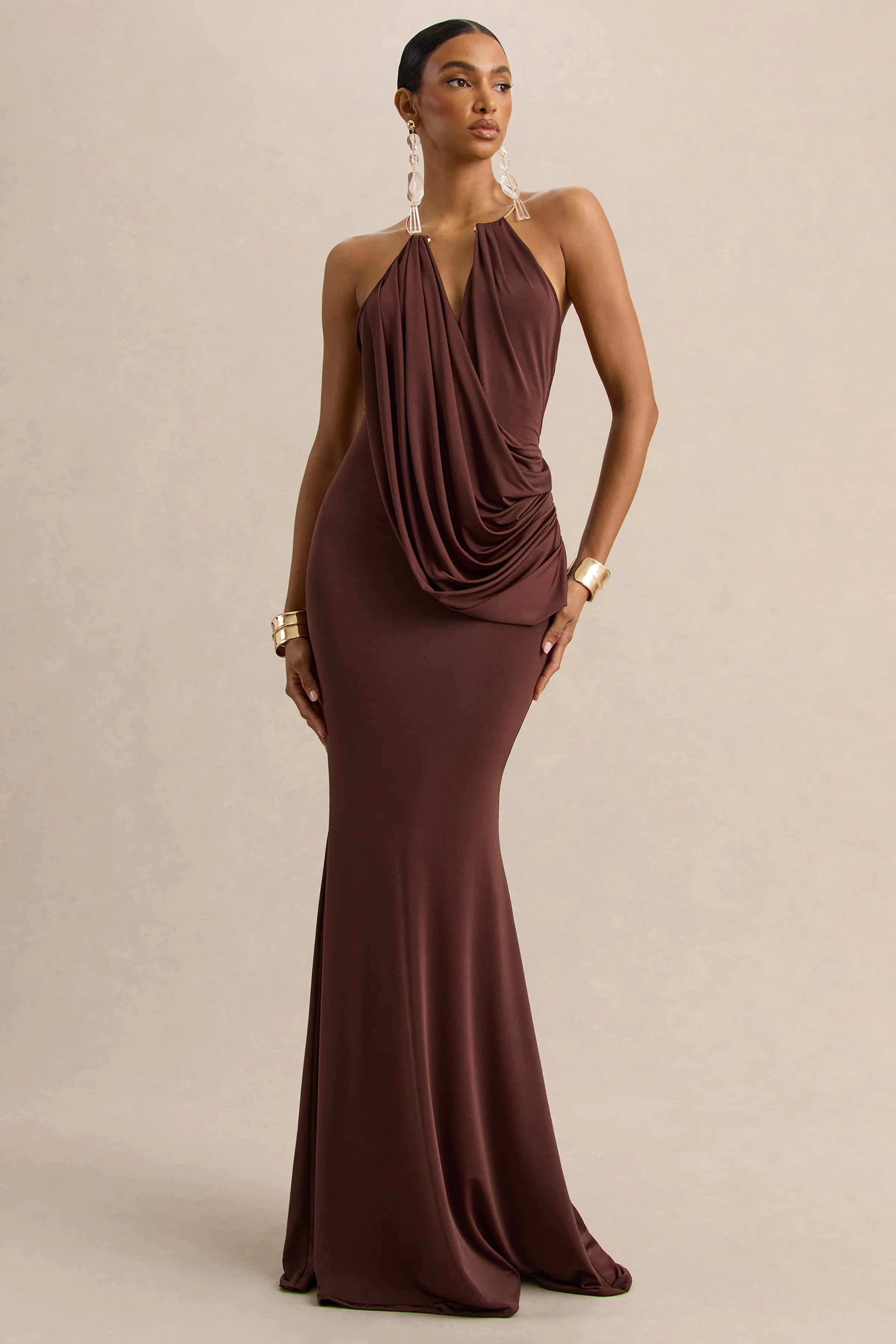 Chanterra | Bruine Halternek Maxi Jurk Met Gedrapeerde Details - Image 6