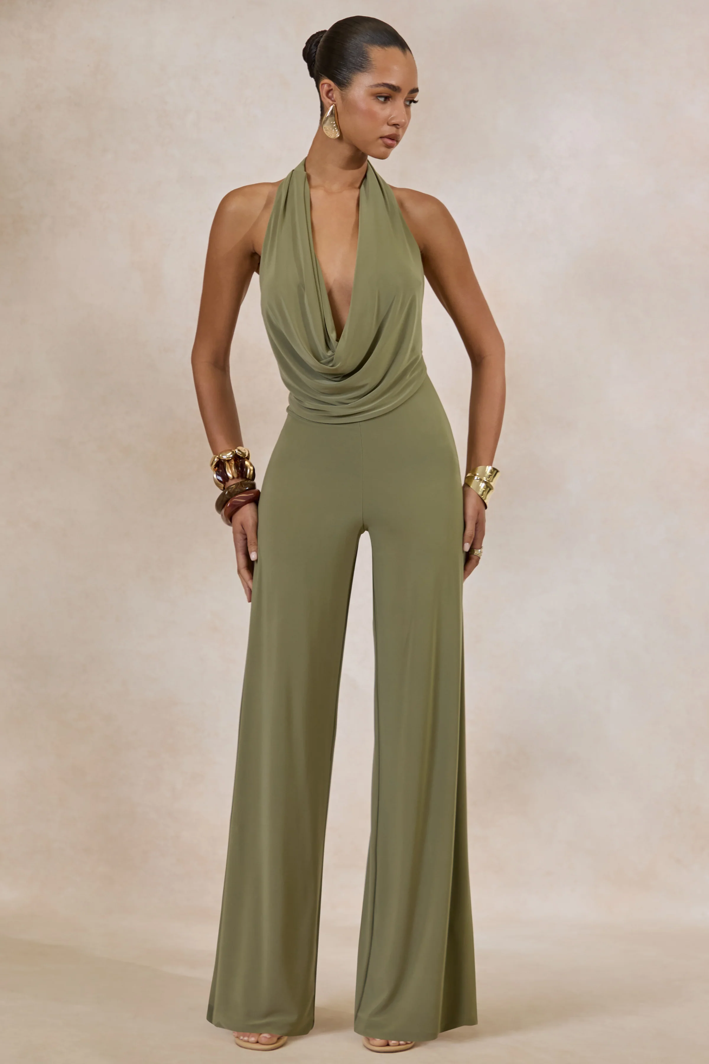 Clemence | Groene Jumpsuit Met Diepe V-Hals - Image 5