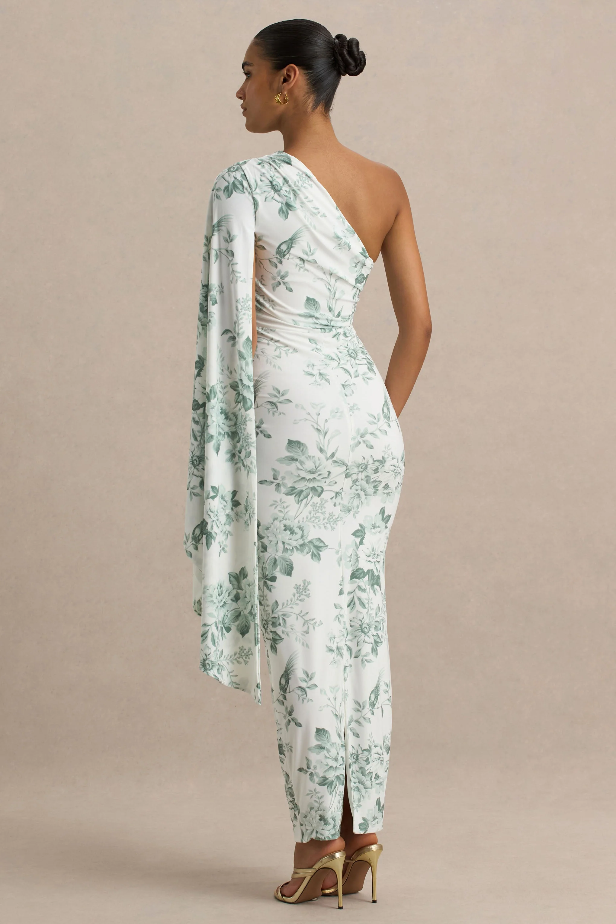 Clementina | Groene Maxi Jurk met Porseleinprint En Asymmetrische Cape Mouwen - Image 3
