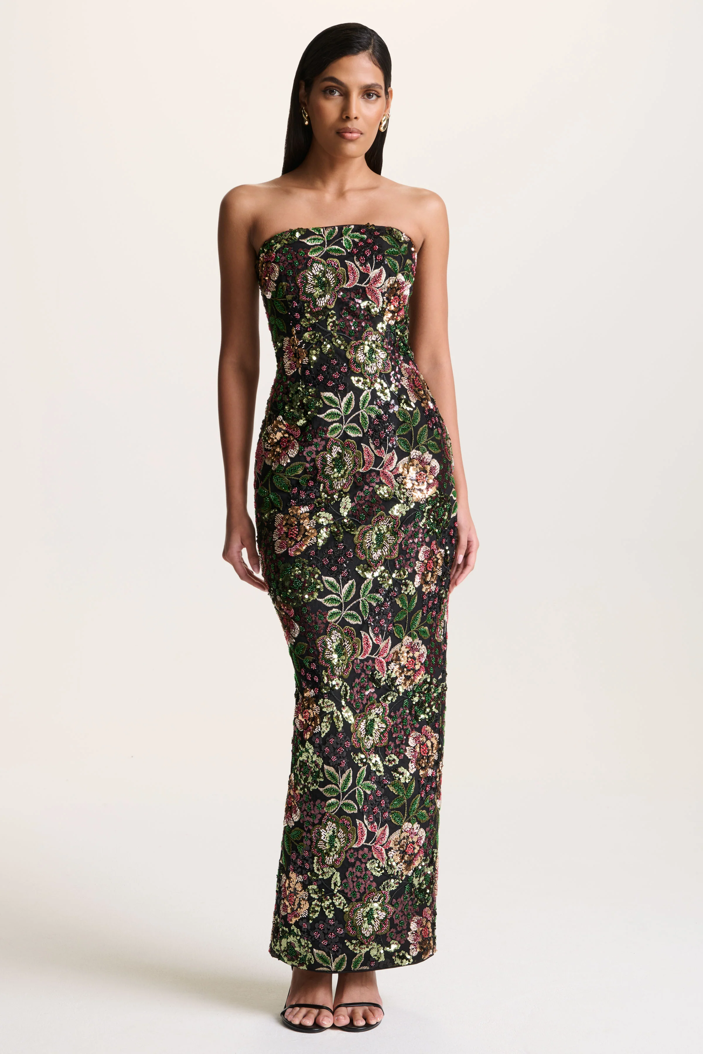 Cora | Zwarte Mesh En Pailletten Bandeau Maxi Jurk Met Cape - Image 6
