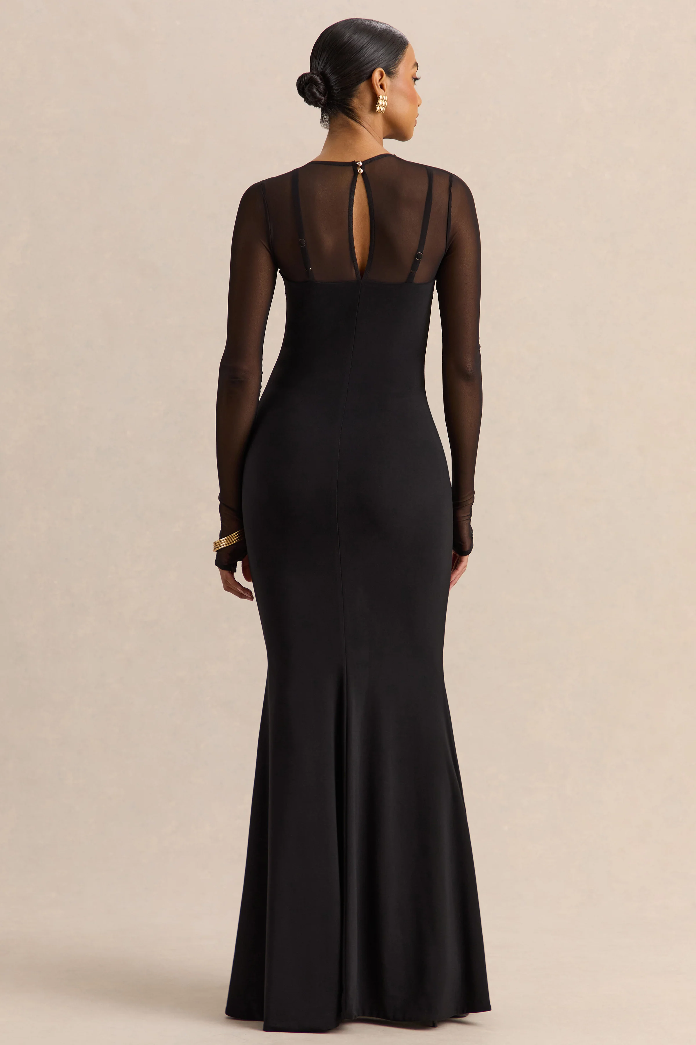 Coralia | Zwarte Asymmetrische Hals Maxi Jurk Met Lange Mesh Mouwen - Image 2