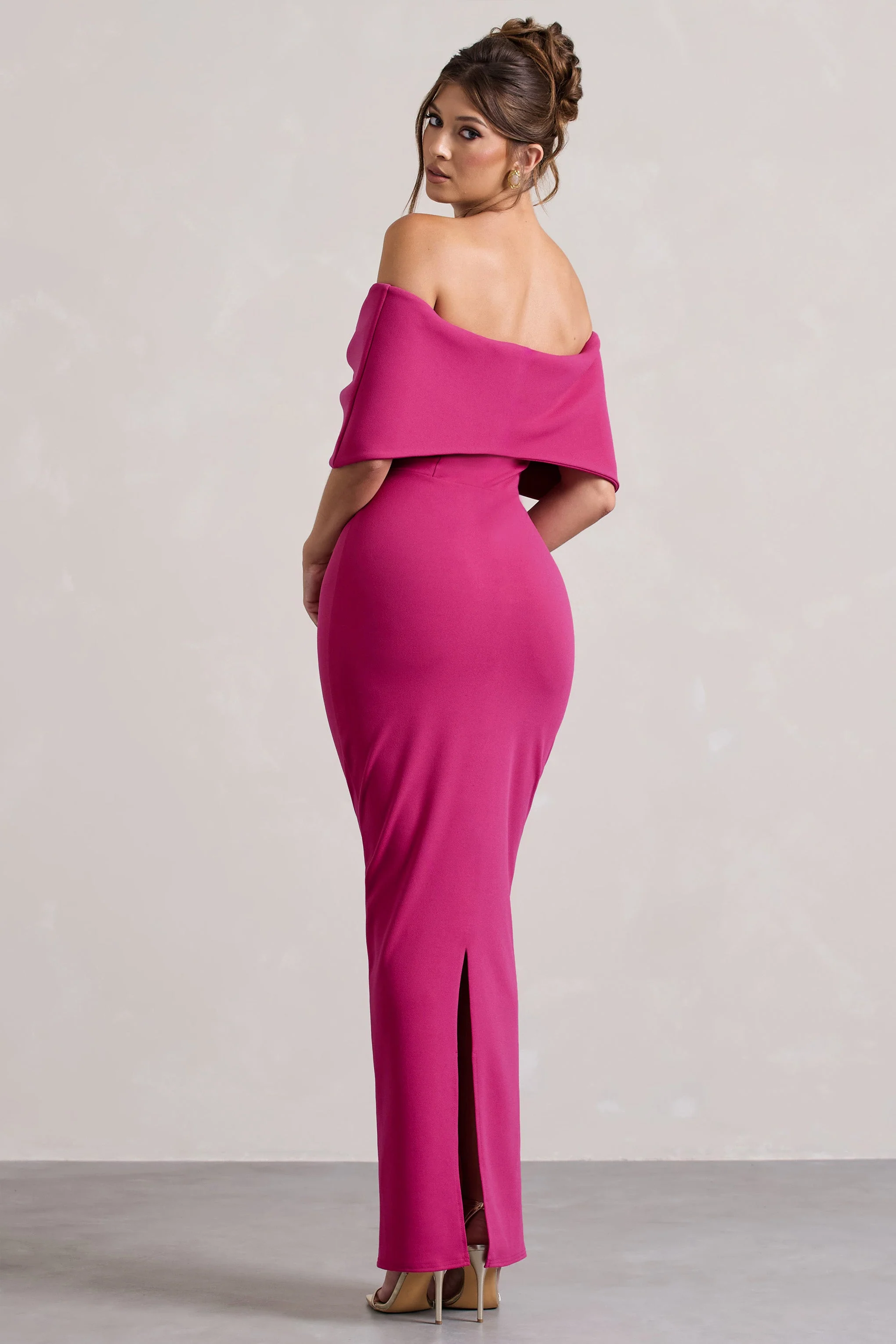 Cornelia | Felroze Strapless Maxi Jurk Met Oversized Strik Detail - Image 2