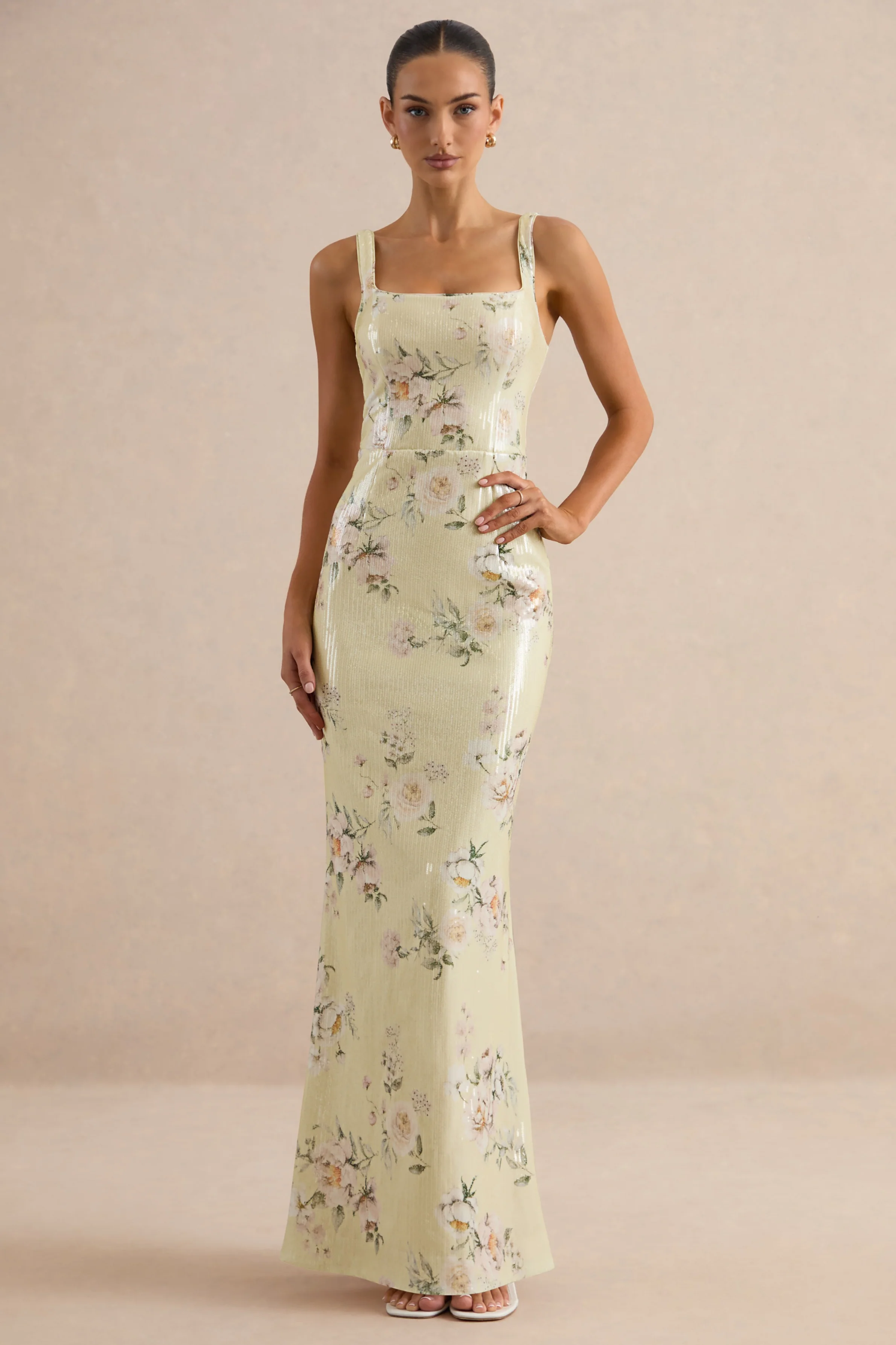 Danette | Gele maxi-jurk met bloemenprint, pailletten en vierkante halslijn - Image 4