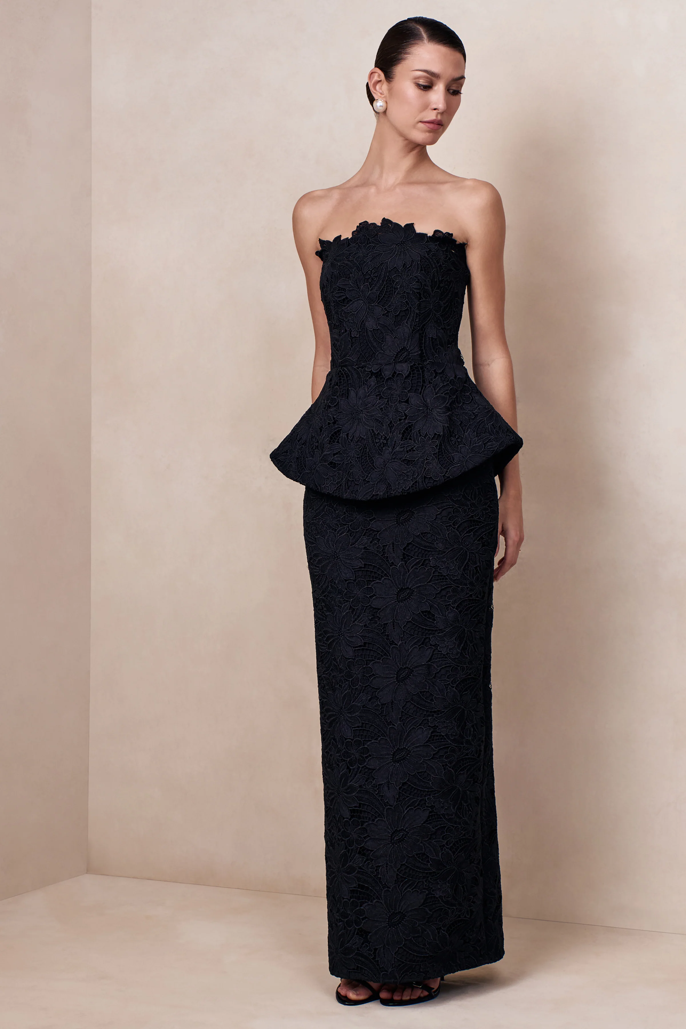 Delvine | Zwarte Kanten Bandeau Korset Maxi Jurk - Image 8