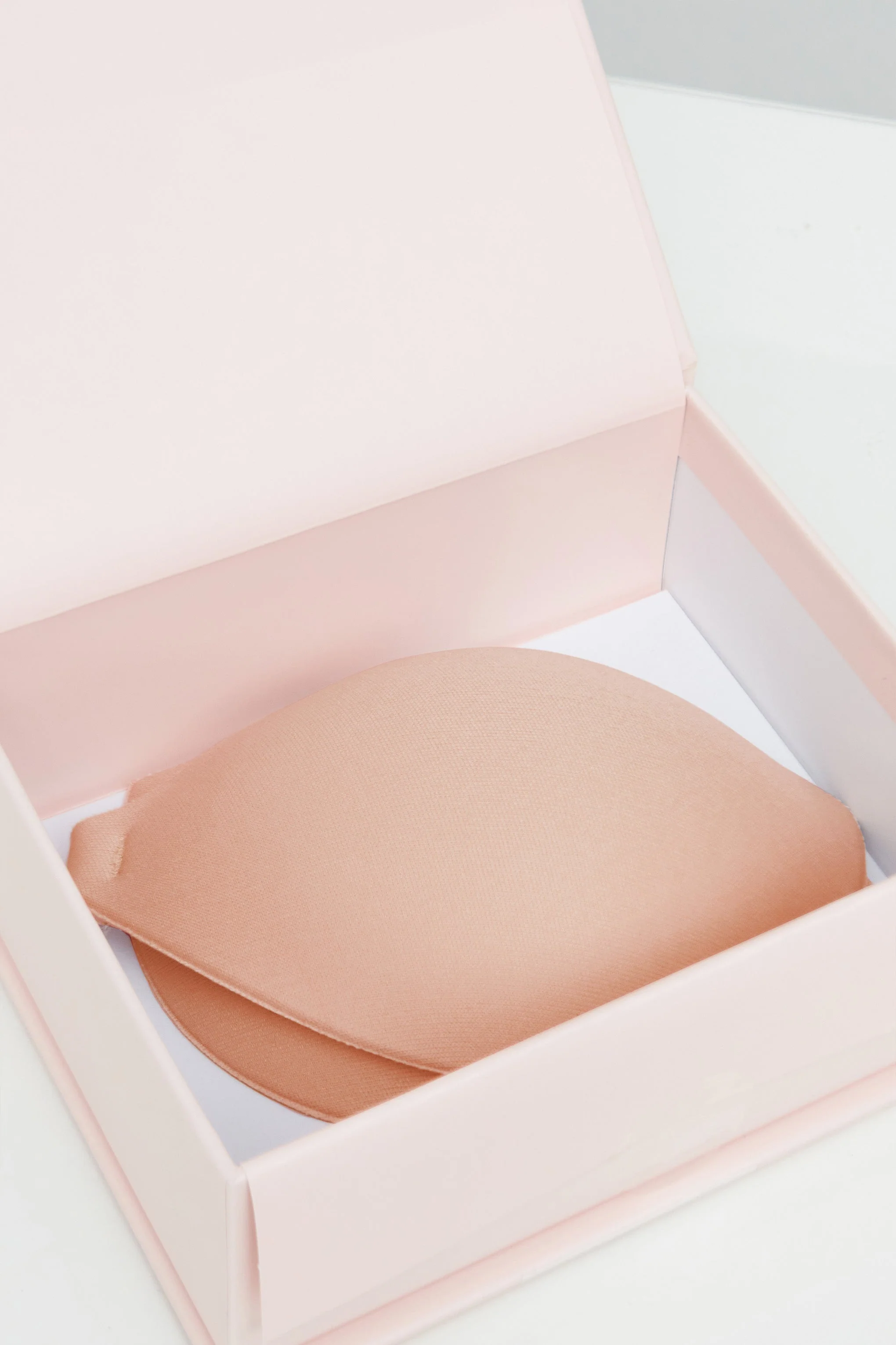 Demi Sticky Bra | Boomba Beige Demi Sticky BH - Image 4