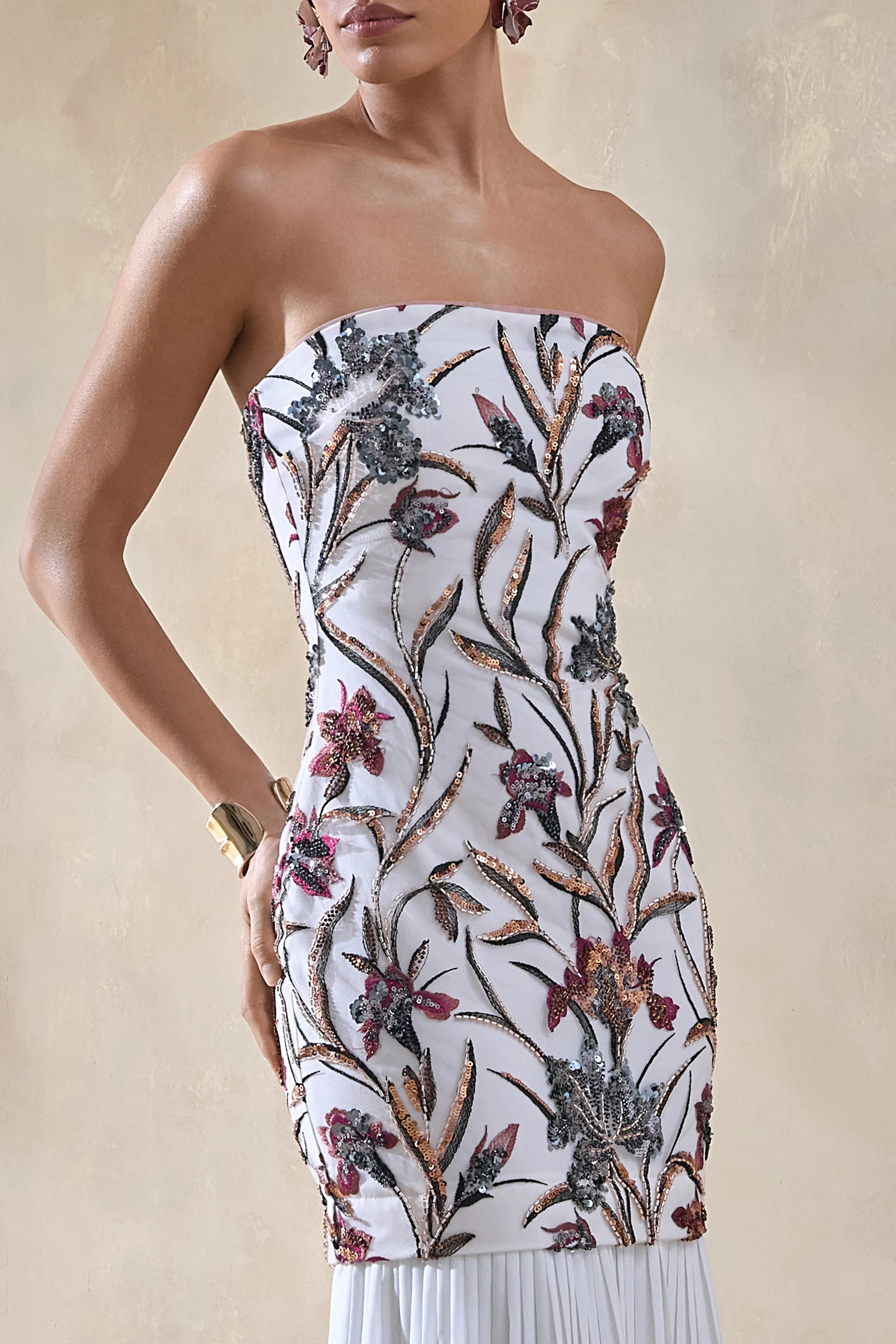 Denise | Crème Paillette Bloemenprint Bandeau Maxi Jurk met Verlaagde Taille en Mesh Rok - Image 6