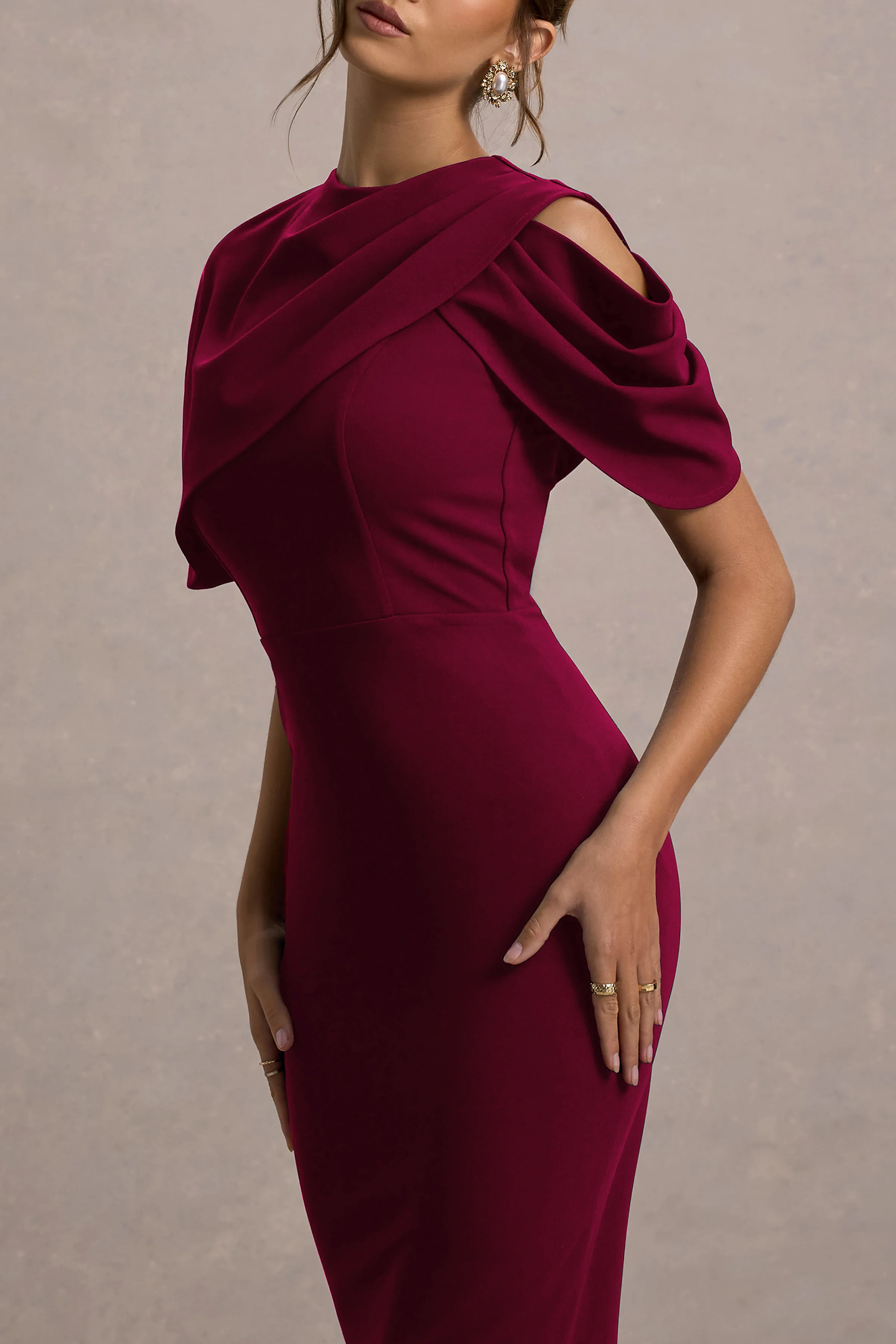 Dorothea | Bessenrode Draperend Midi Jurk Met Cape - Image 3