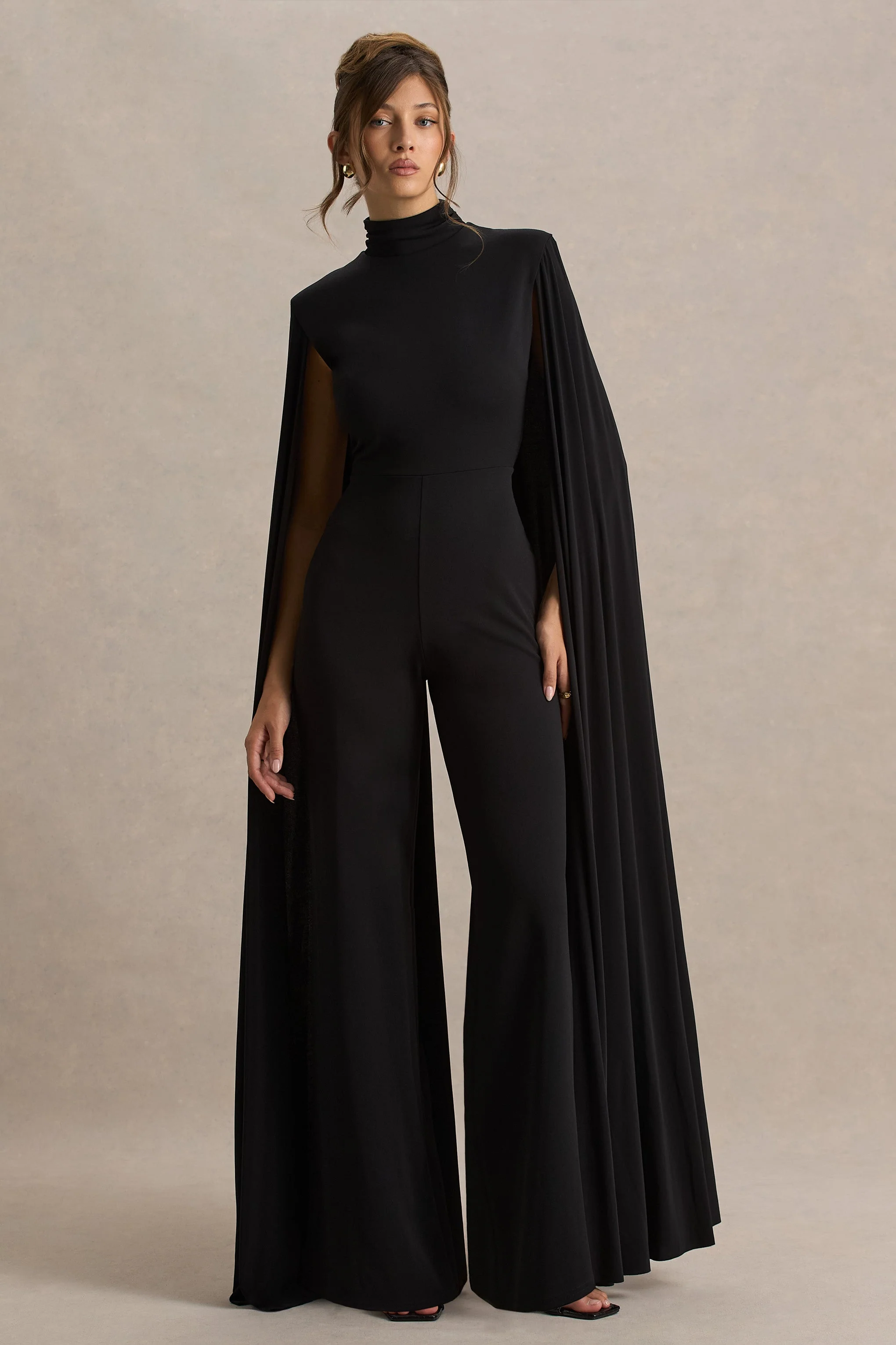 Dulcet | Zwarte Hoge Nek Jumpsuit Met Cape-mouwen - Image 4