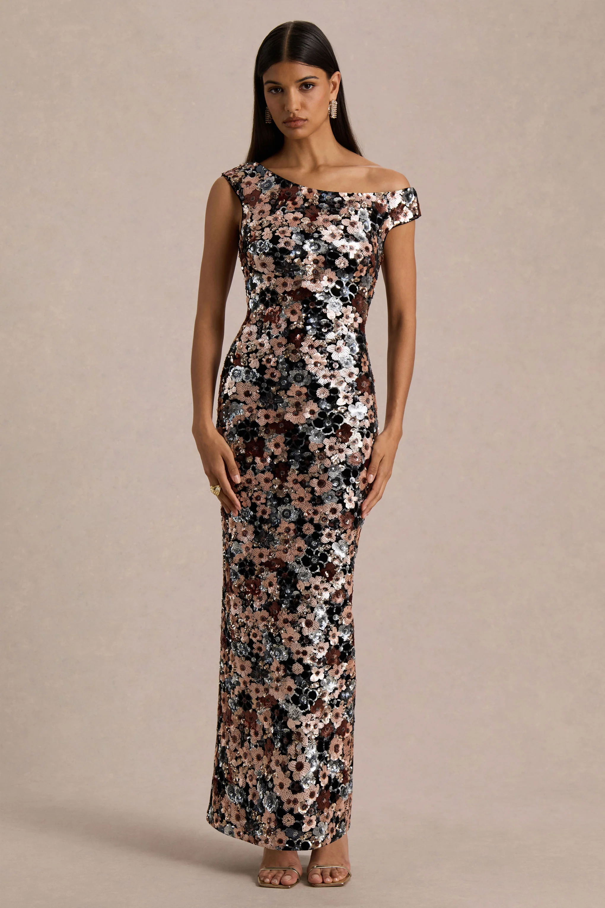 Electric | Zwarte Bloemenpailletten En Fluwelen Maxi Jurk Met Asymmetrische Hals