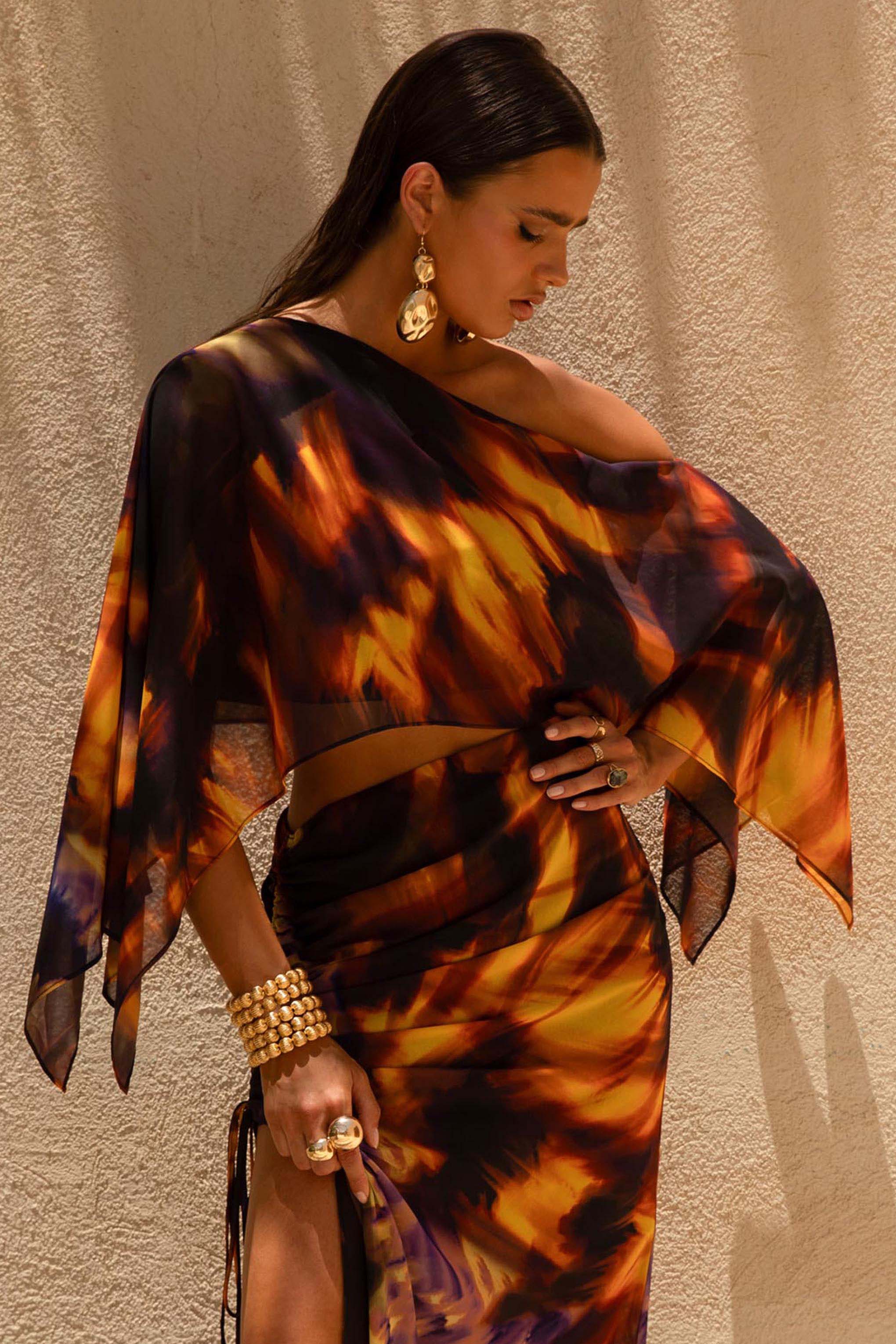 Elysia | Rook Print Asymmetrisch Crop Top