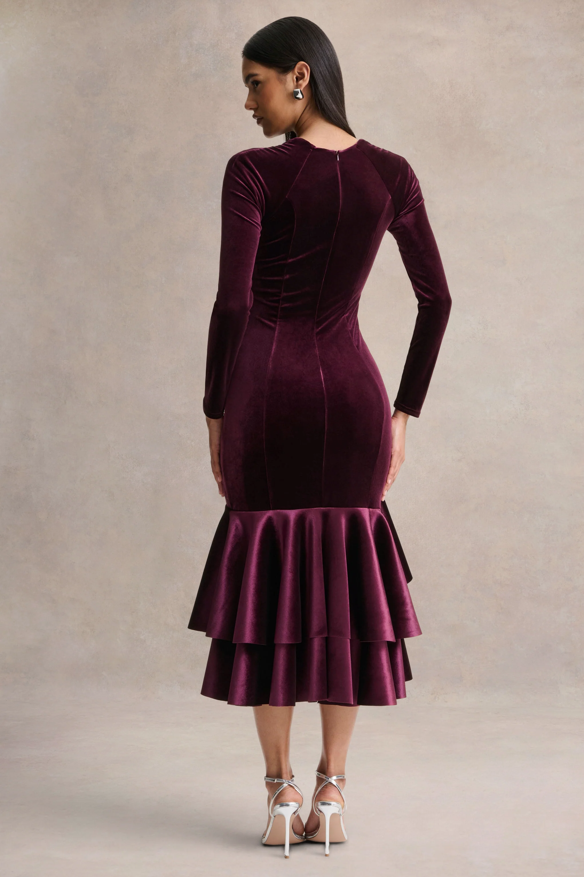 Emberlyn | Bordeaux Fluwelen Lage Ronde Hals Fishtail Midi Jurk - Image 2