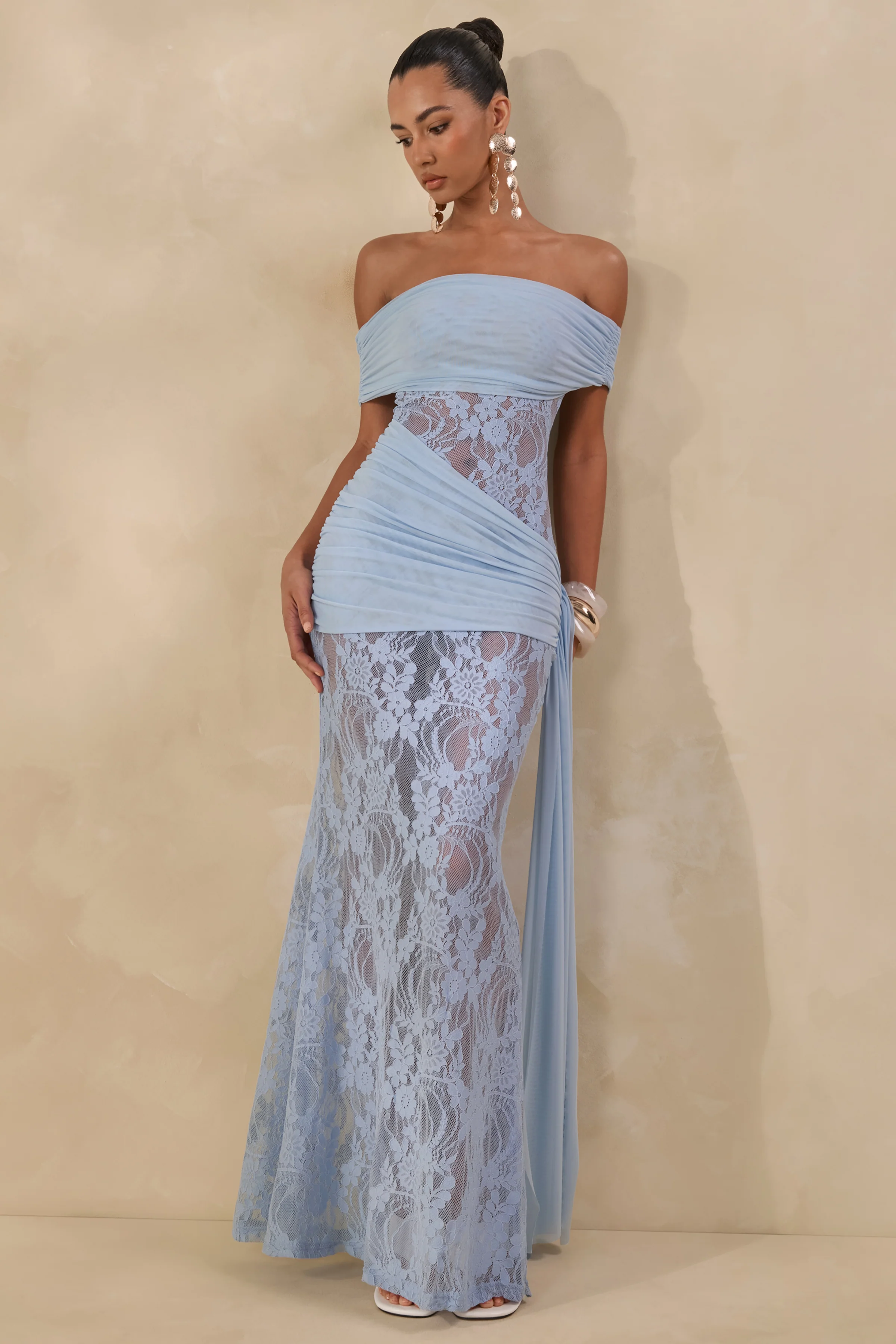 Enavine | Poederblauwe Kanten Bardot Hals Maxi Jurk Met Gerimpelde Details En Ceintuur - Image 6