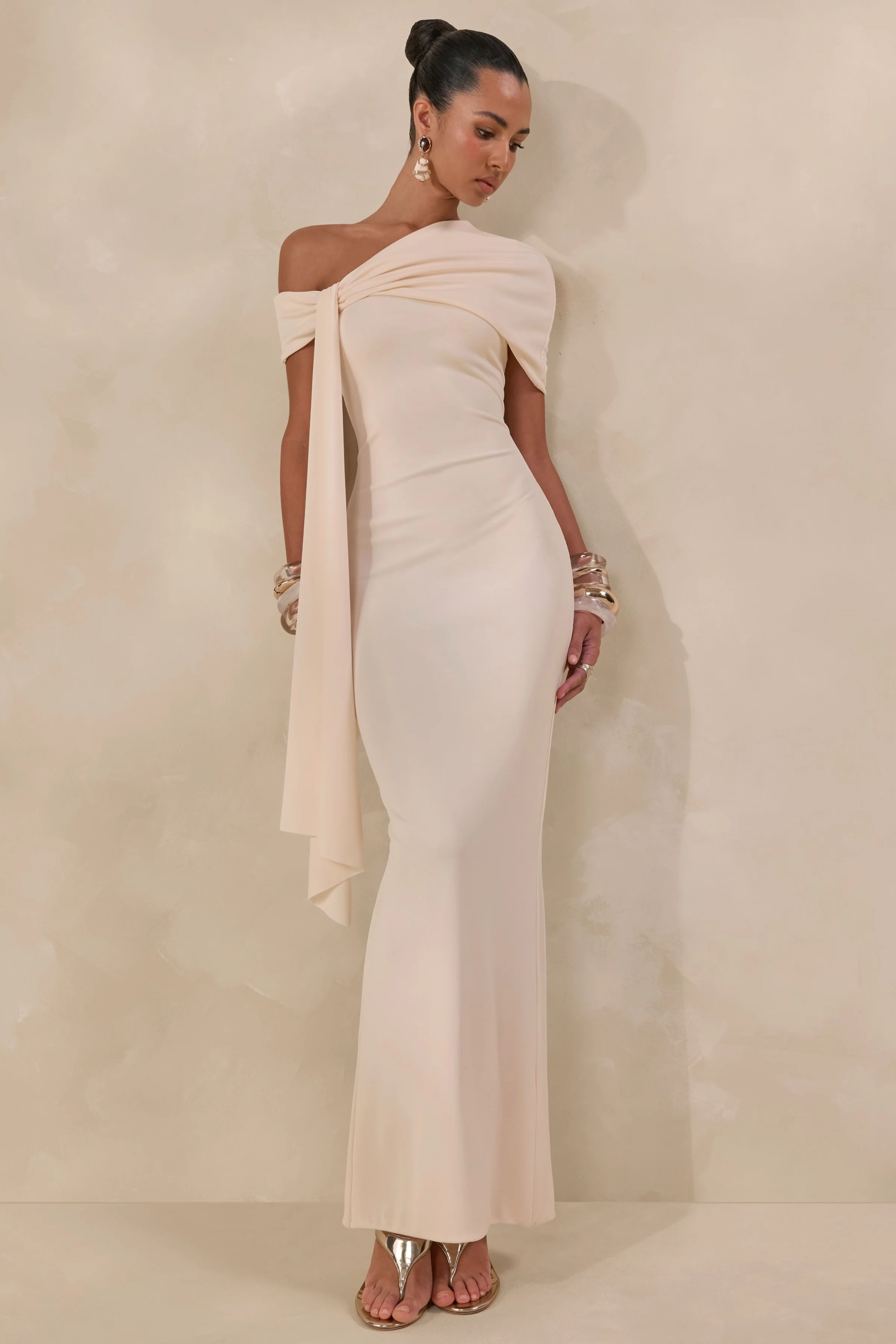 Esalina | Crème Asymmetrische Hals Maxi Jurk Met Ceintuur - Image 5