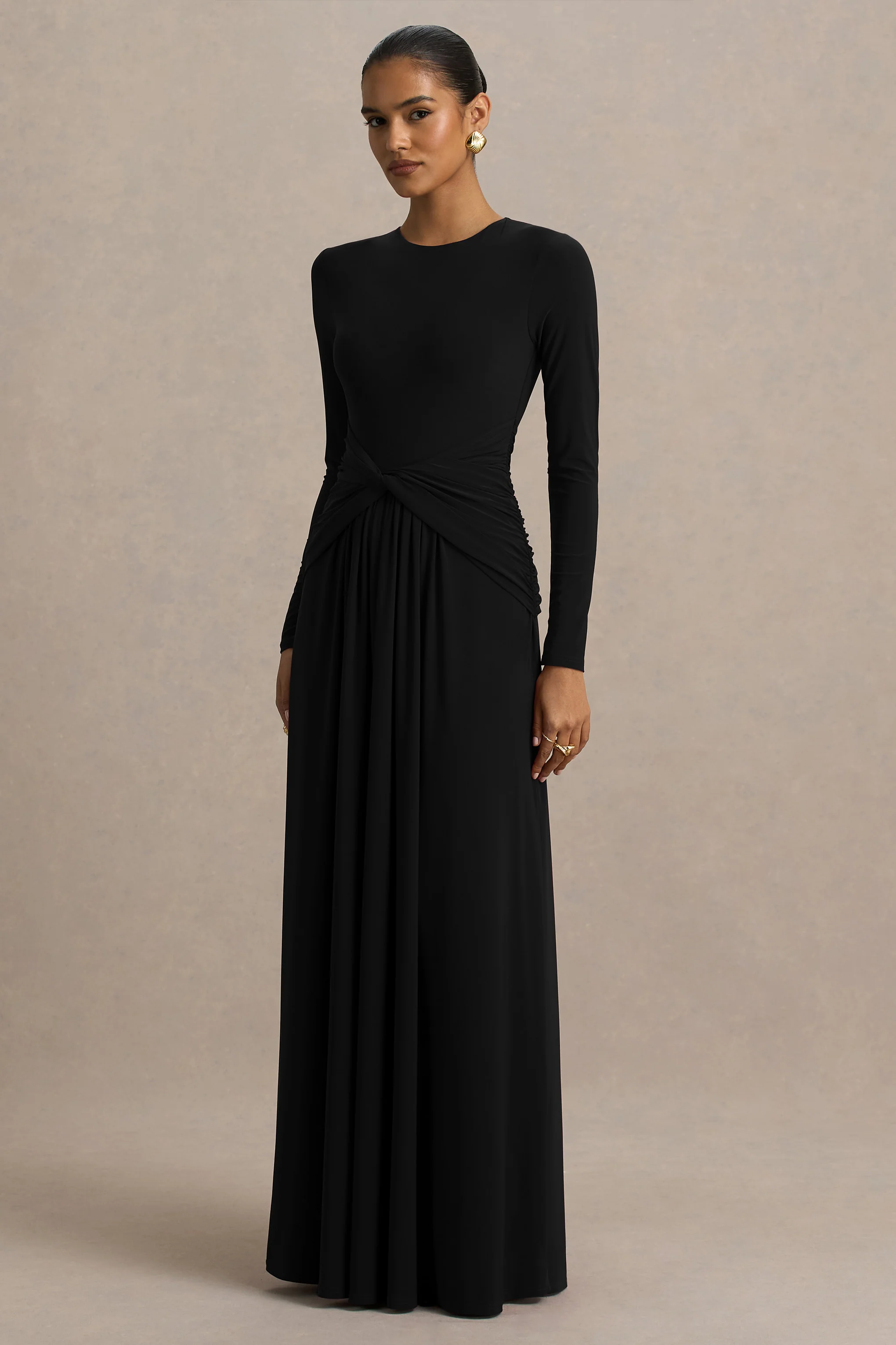 Estrella | Zwart Hoge Hals Maxi Jurk Met Gerimpeld Details