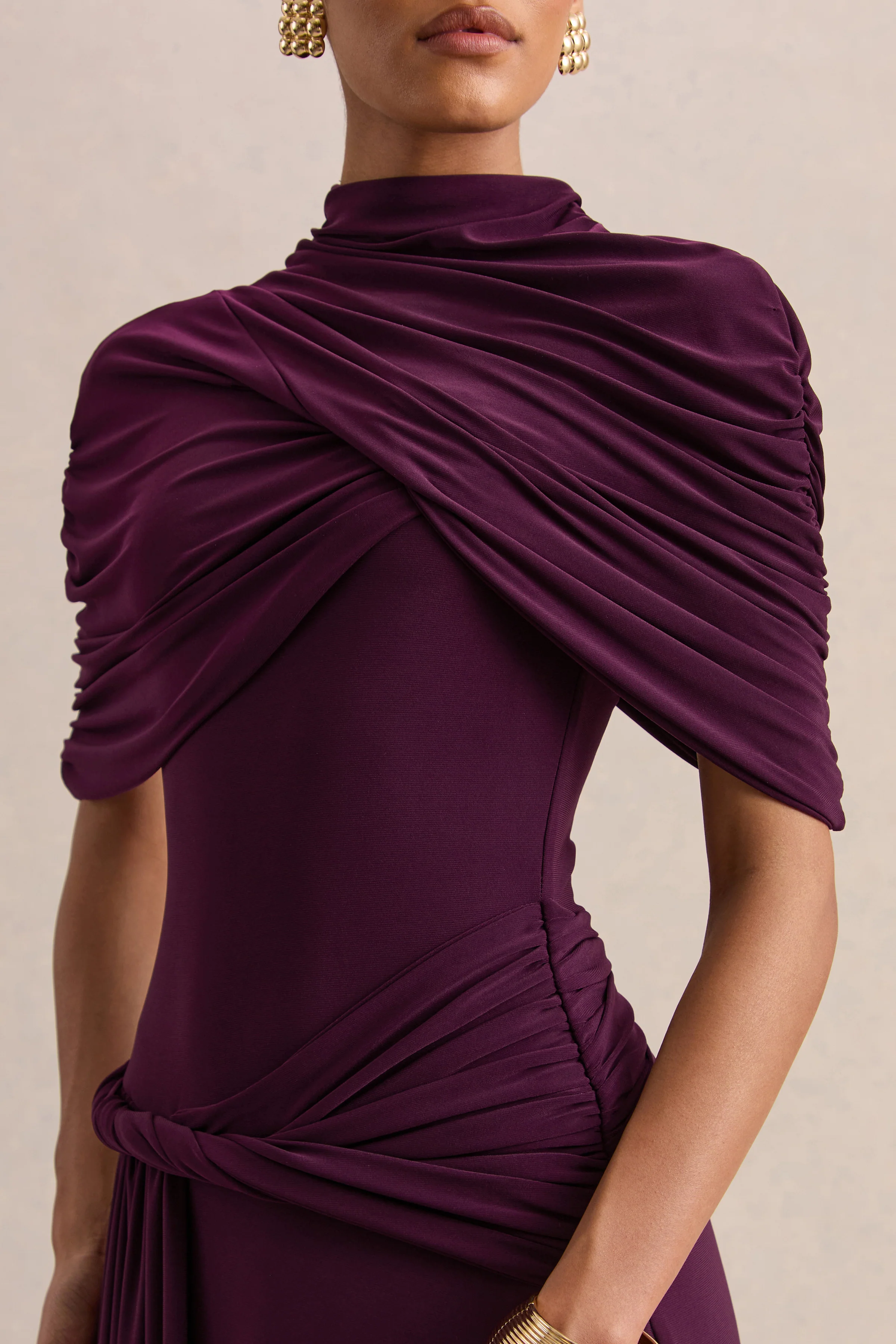 Evelisse | Pruimrode Hoge Hals Maxi Jurk met Korte Cape Mouwen - Image 6
