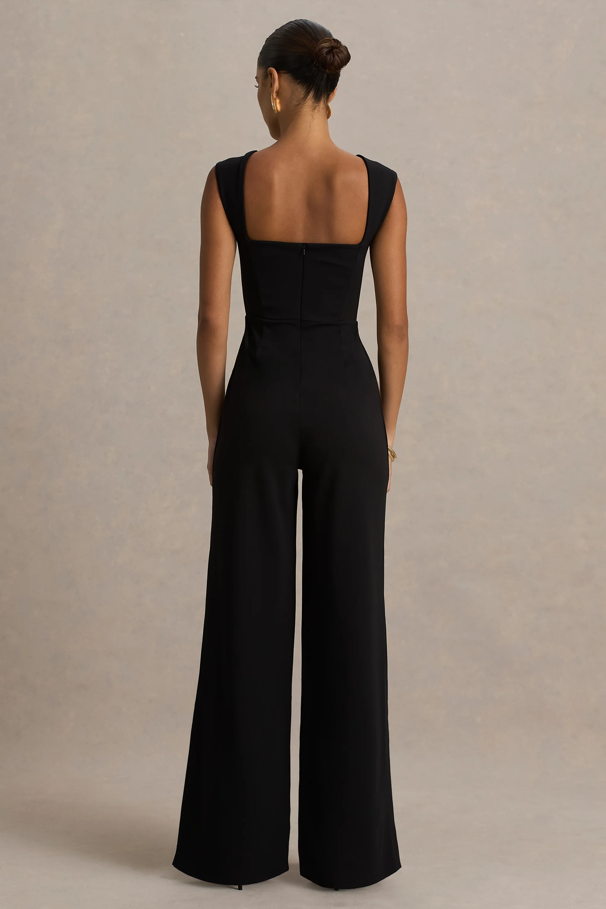 Everlee | Zwarte Sweetheart Halslijn Jumpsuit - Image 2