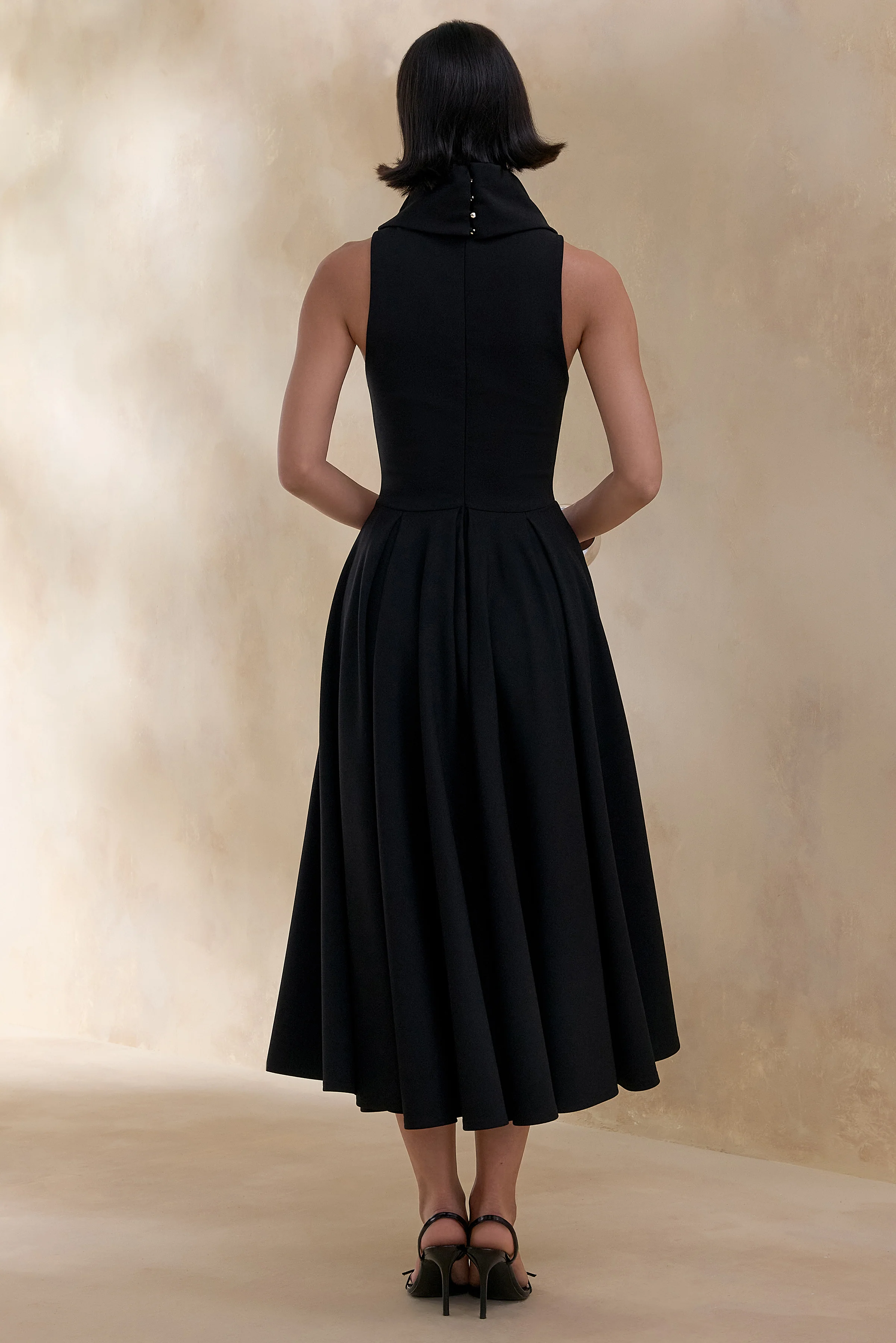 Exclusivity | Zwarte Hoge-Hals Midi Jurk - Image 2