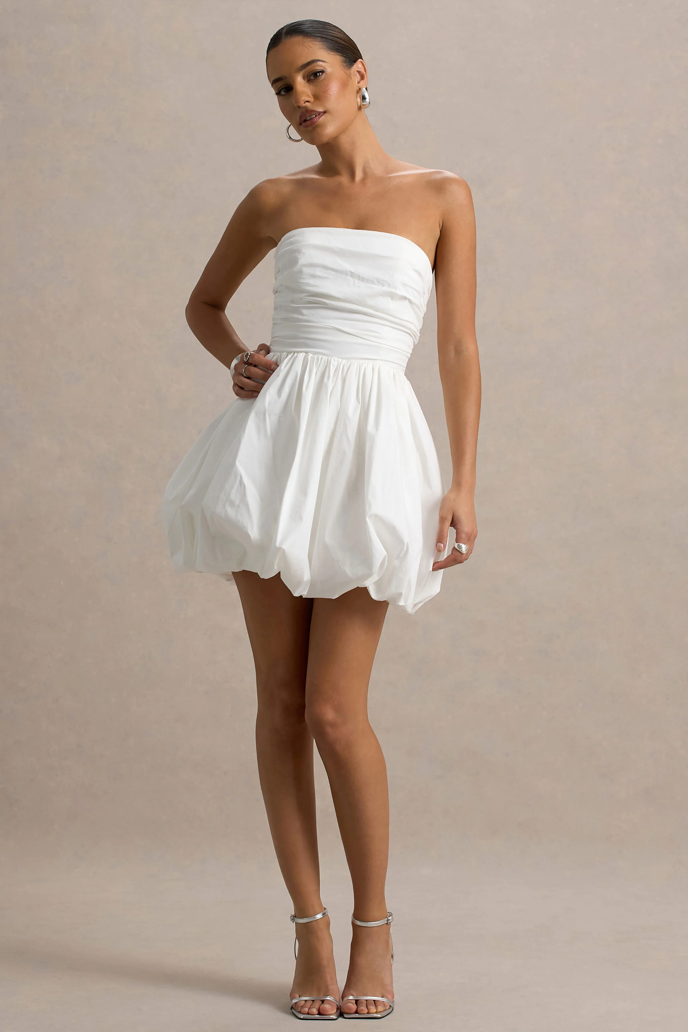 Faye | Wit Pof Bandeau Micro Mini Jurk Met Gerimpeld Details - Image 5
