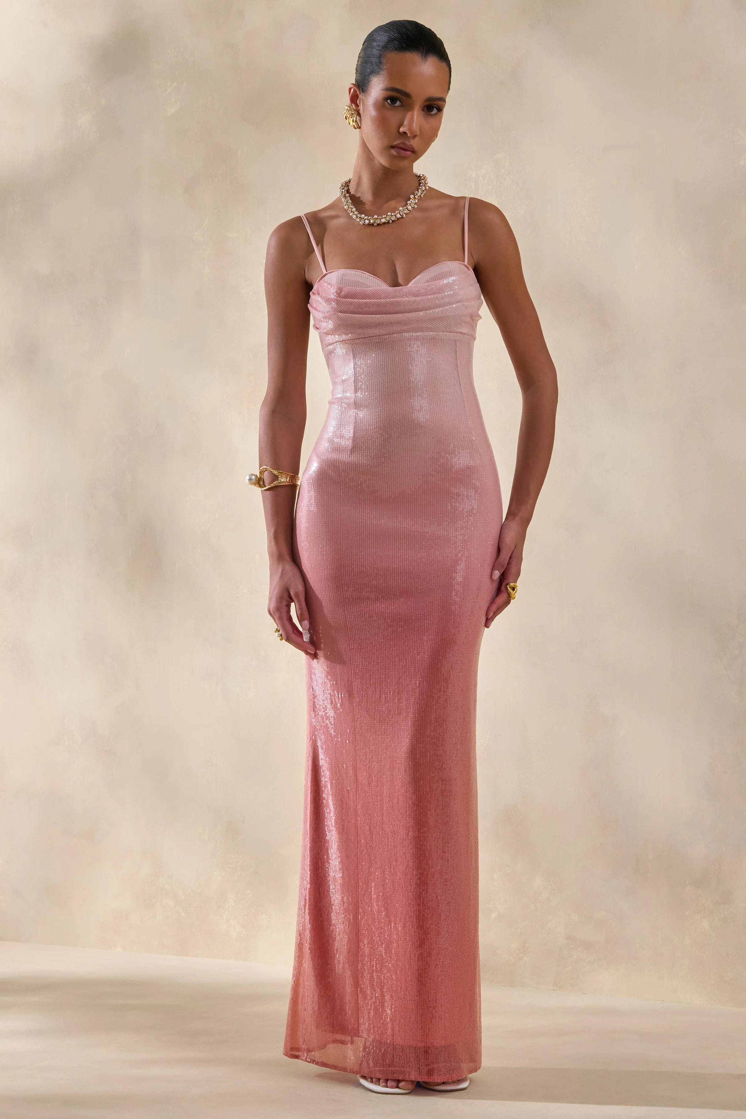 Feloria | Koraal Ombre Paillette Maxi Jurk Met Draperend Hals - Image 5