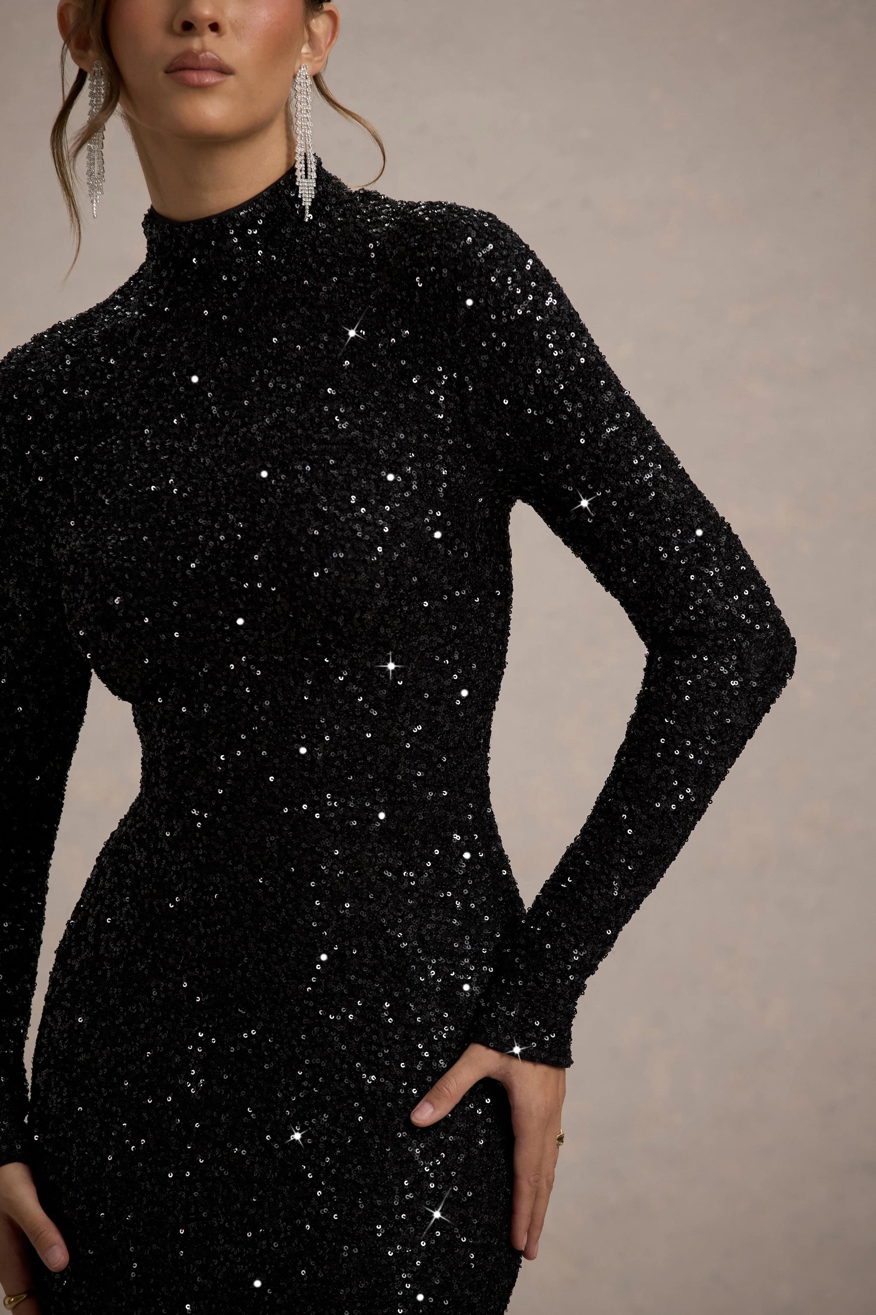 Galaxy | Zwarte Pailletten Turtleneck Maxi Jurk Met Lange Mouwen - Image 3