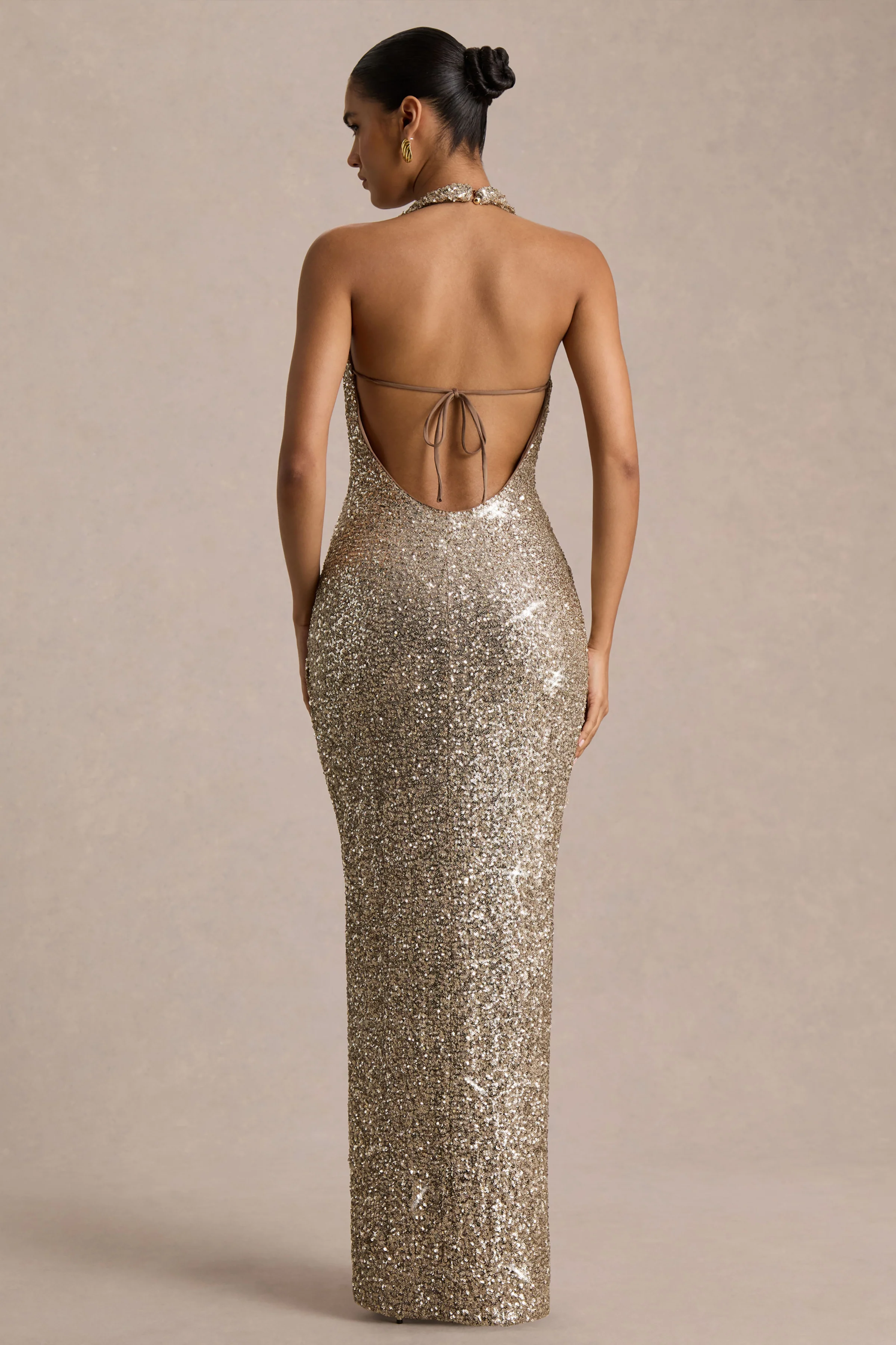 Gio | Champagne Pailletten Overslag Midi Jurk Met Diepe V‑Hals En Gerimpeld Detail - Image 2