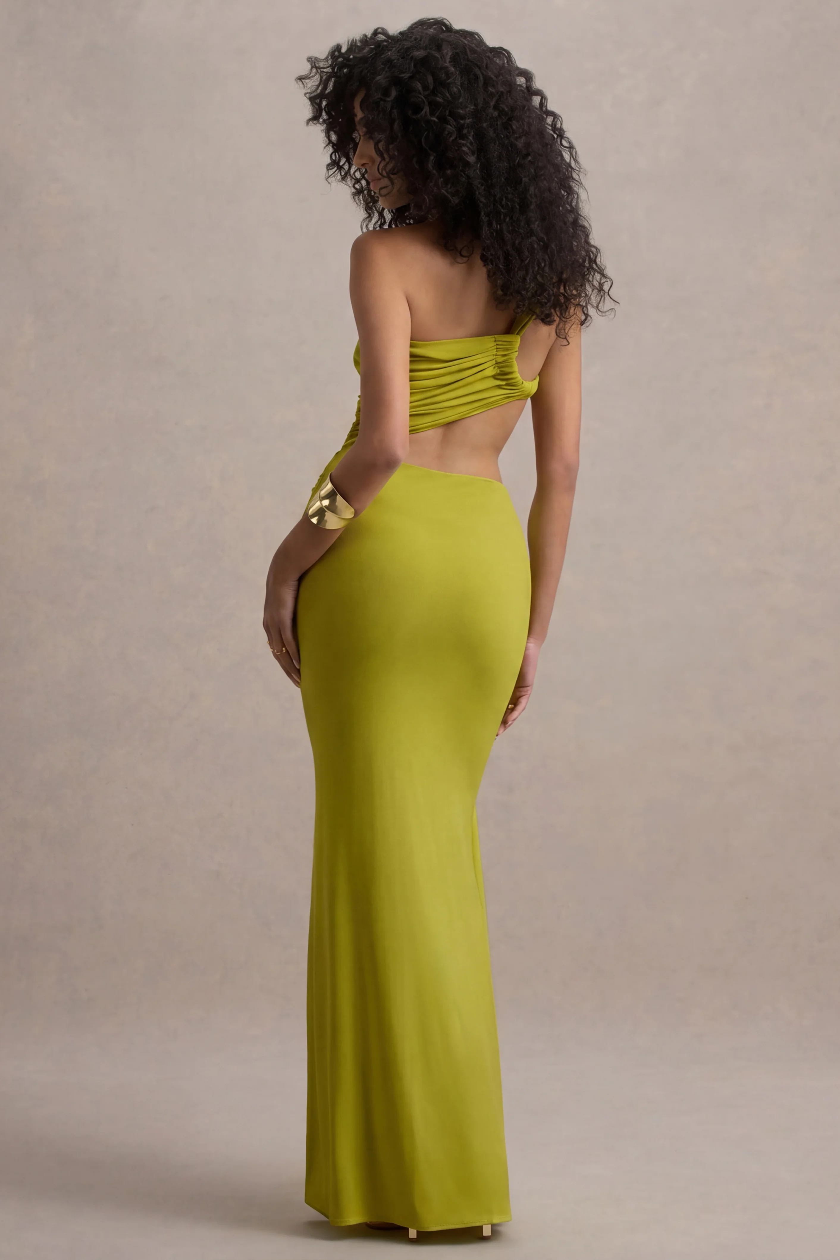 Giovanna | Olijfgroene Asymmetrische Maxi Jurk Met Overslagrok - Image 2