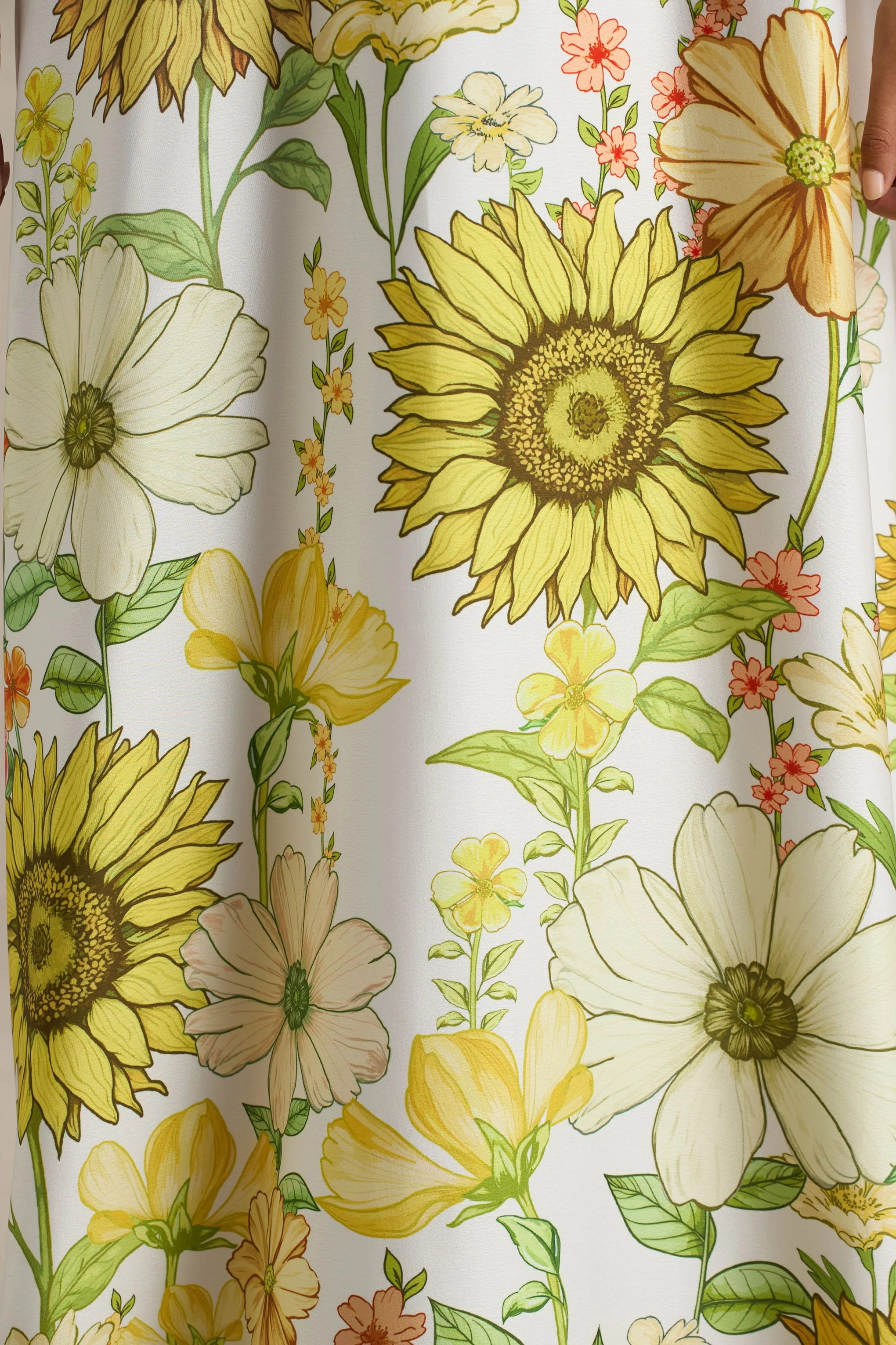 Glide | Zonnebloemprint Satijnen Hoge Hals Slip Maxi Jurk - Image 8