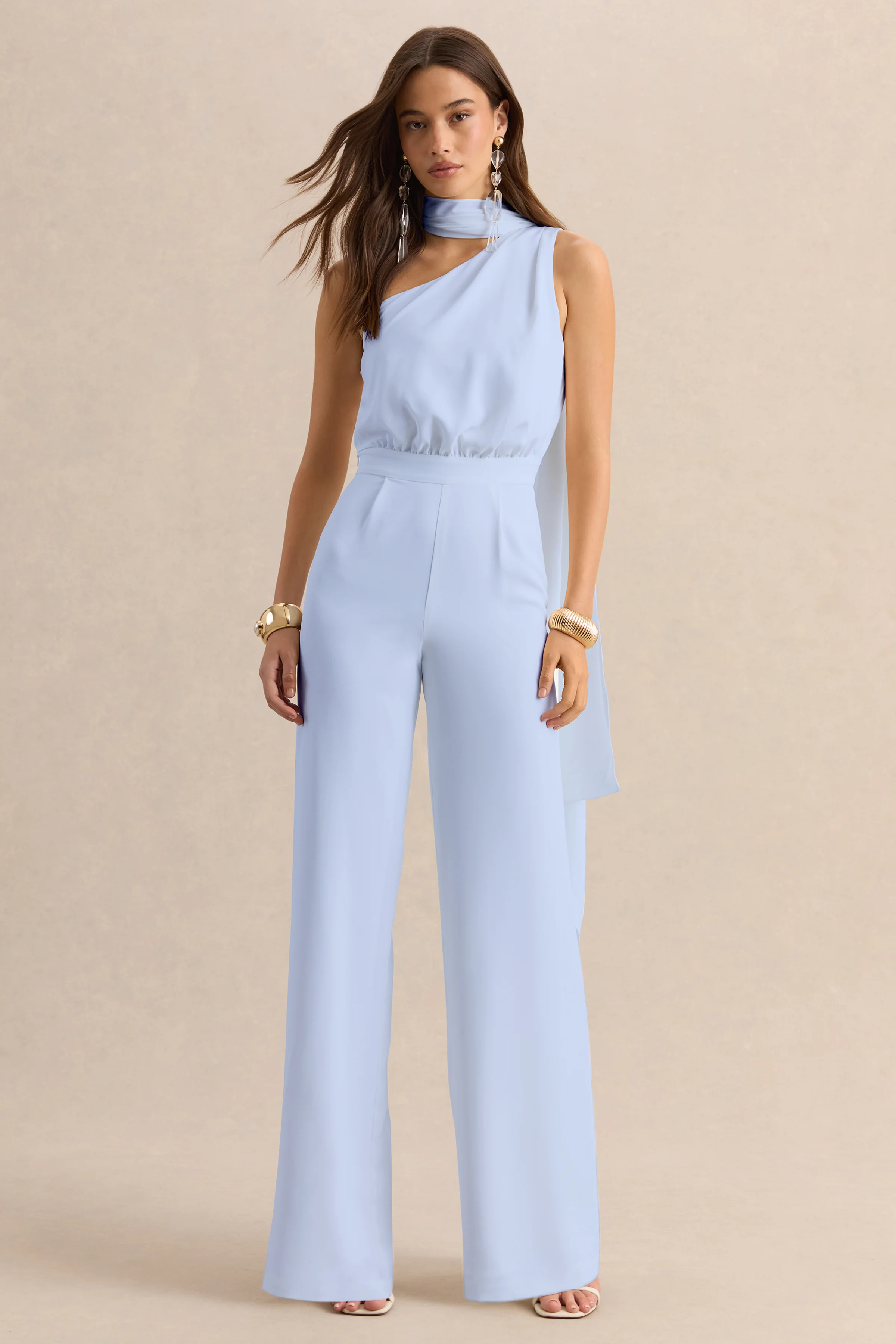 Gliselle | Lichtblauwe Jumpsuit Met Asymmetrische Hals En Sjaal Detail