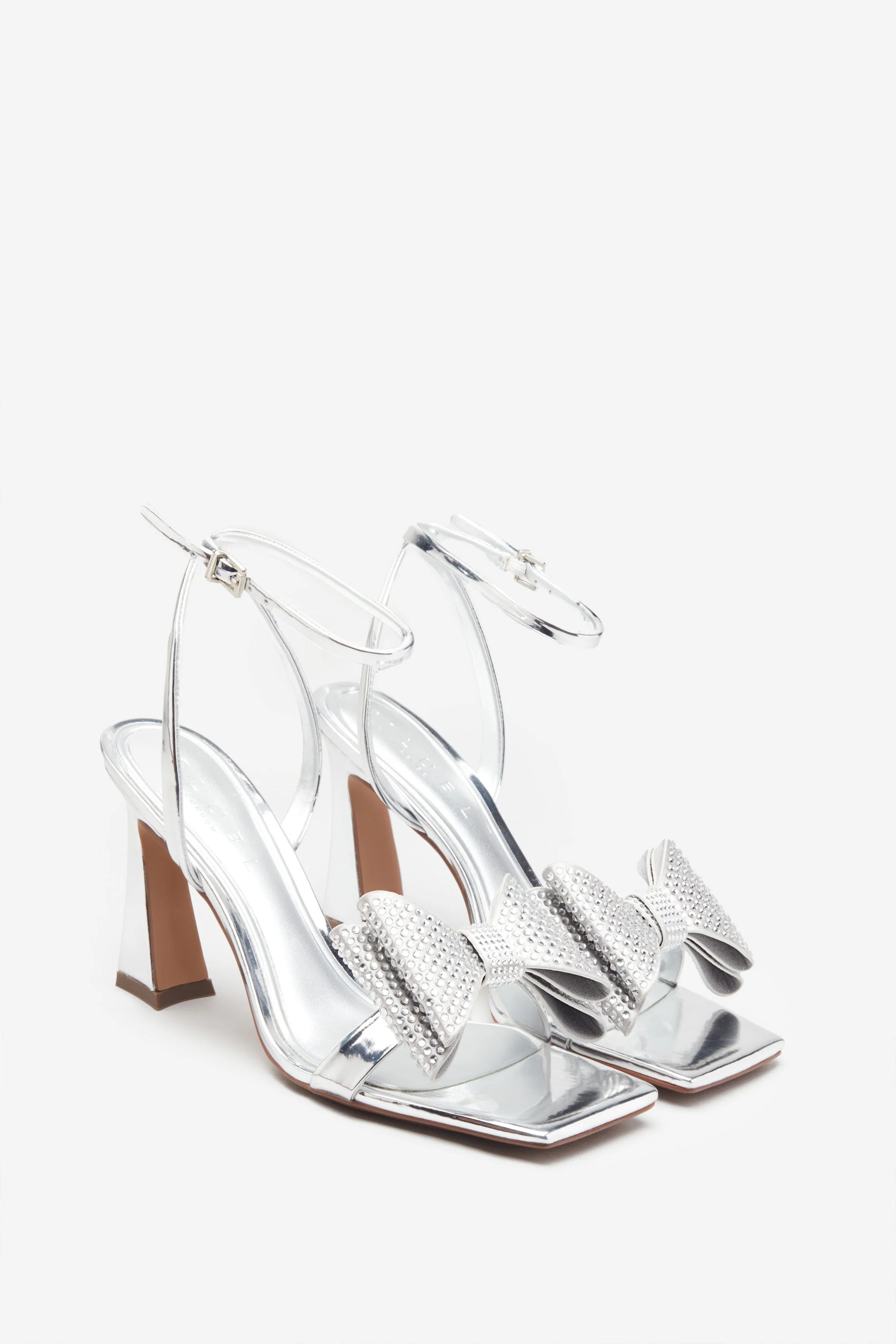 Headlines | Zilverere Sandalen Hakken Met Enkelbandje Diamante Strik - Image 2